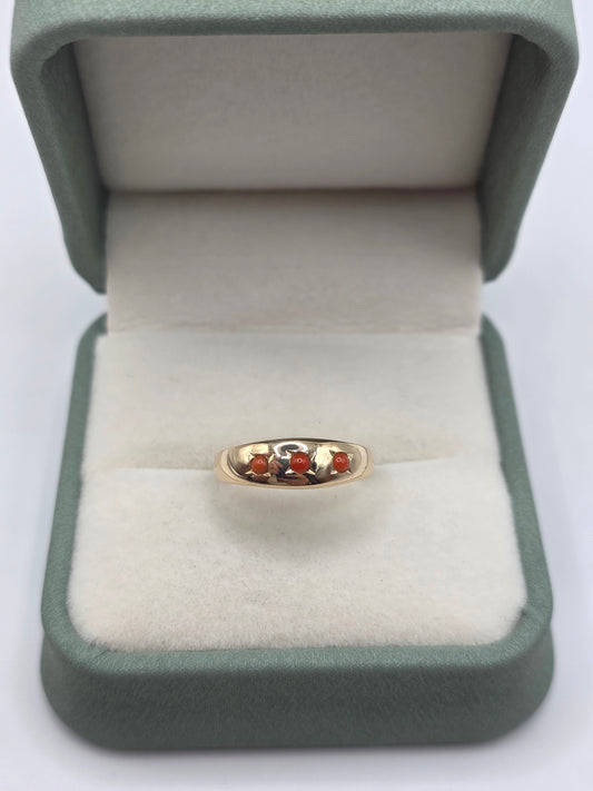 9ct gold coral gypsy ring
