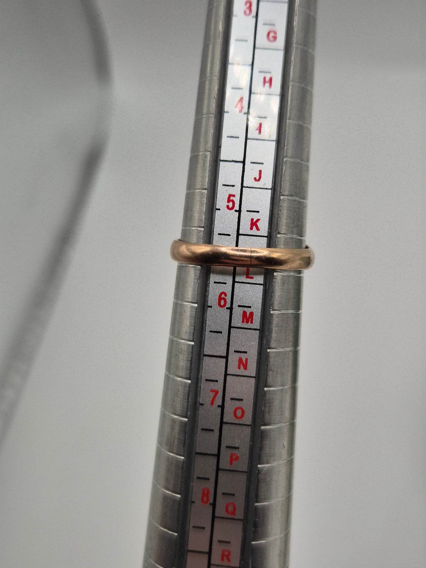 Antique 9ct rose gold hardstone cameo ring