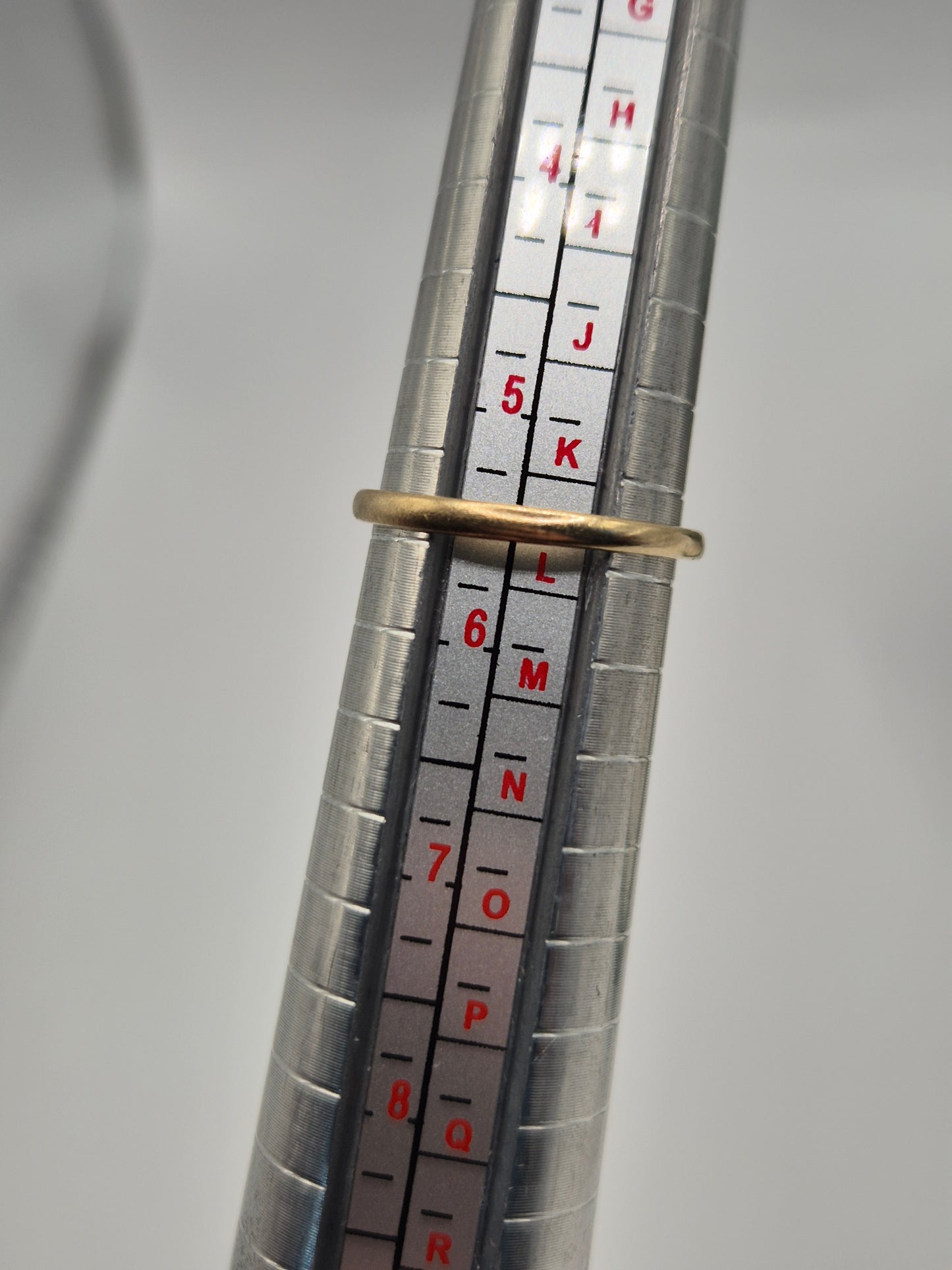 9ct gold sapphire and zircon ring