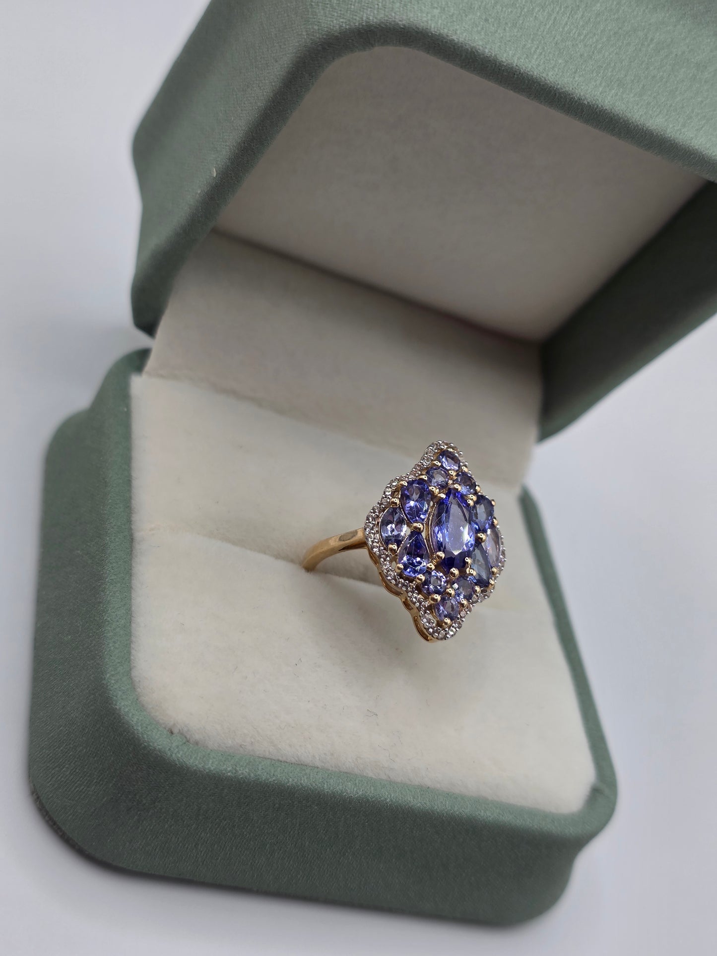 9ct gold tanzanite and zircon ring