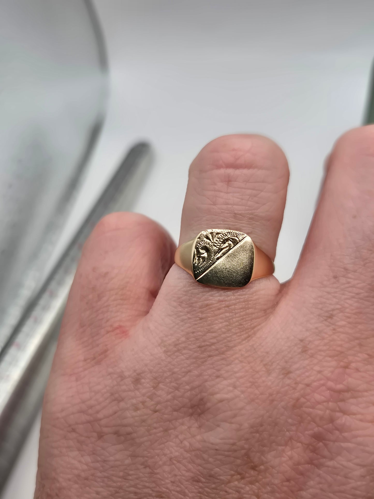 9ct signet ring