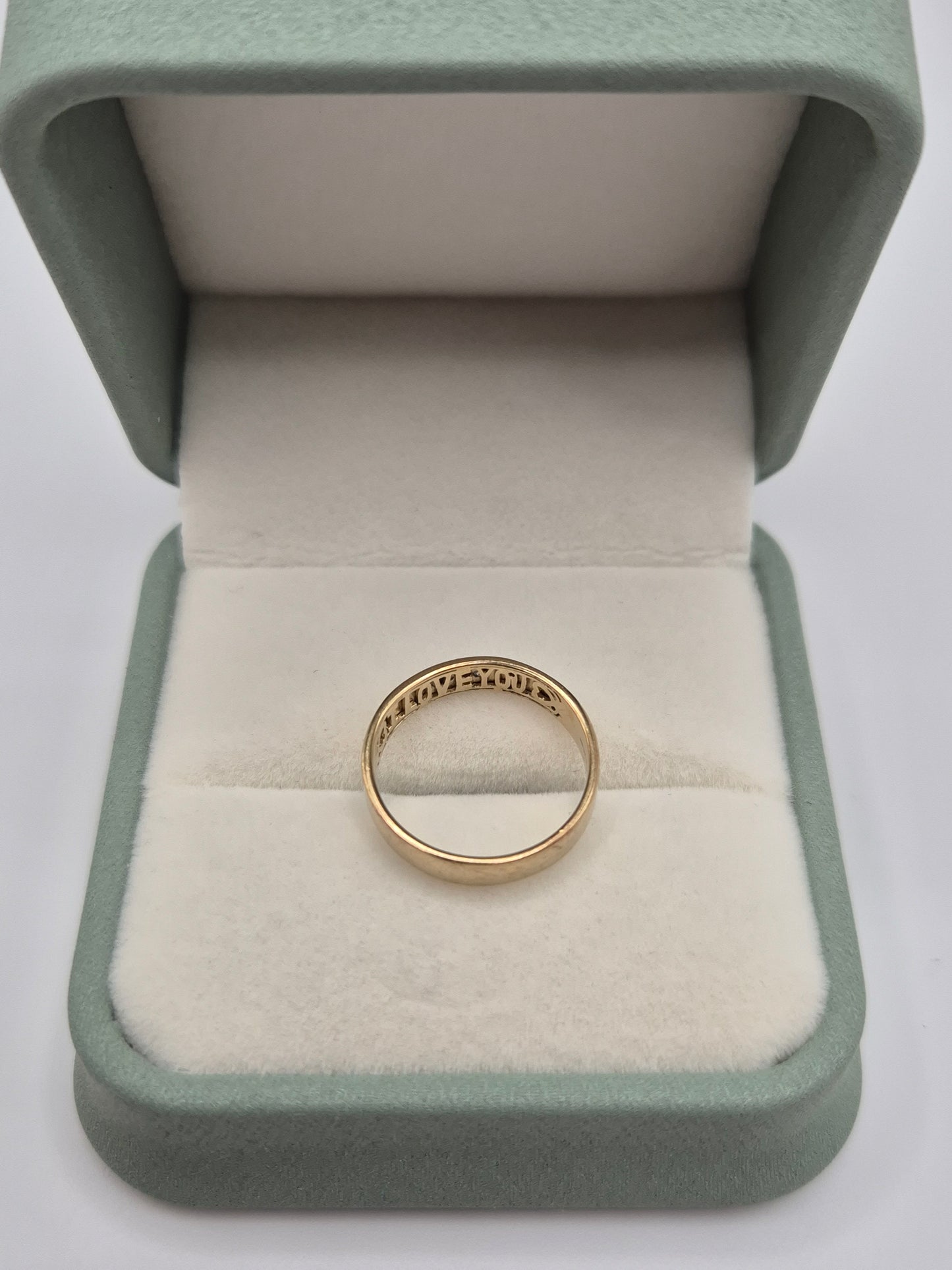 9ct gold " i love you " diamond ring