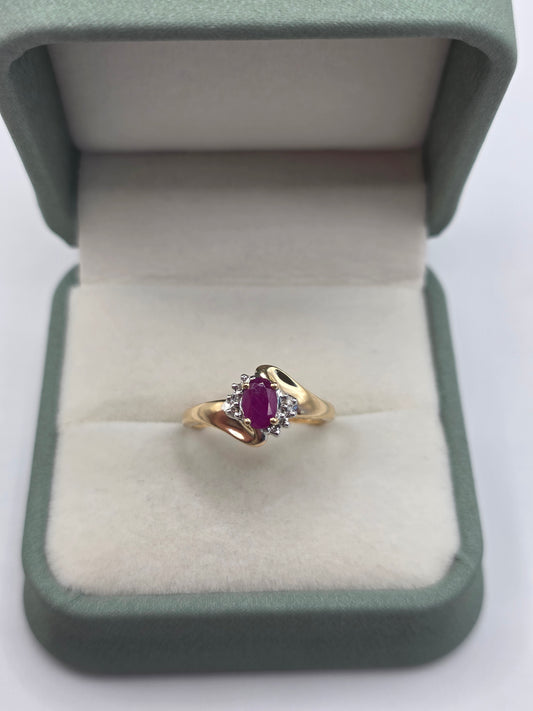 9ct gold ruby and diamond ring