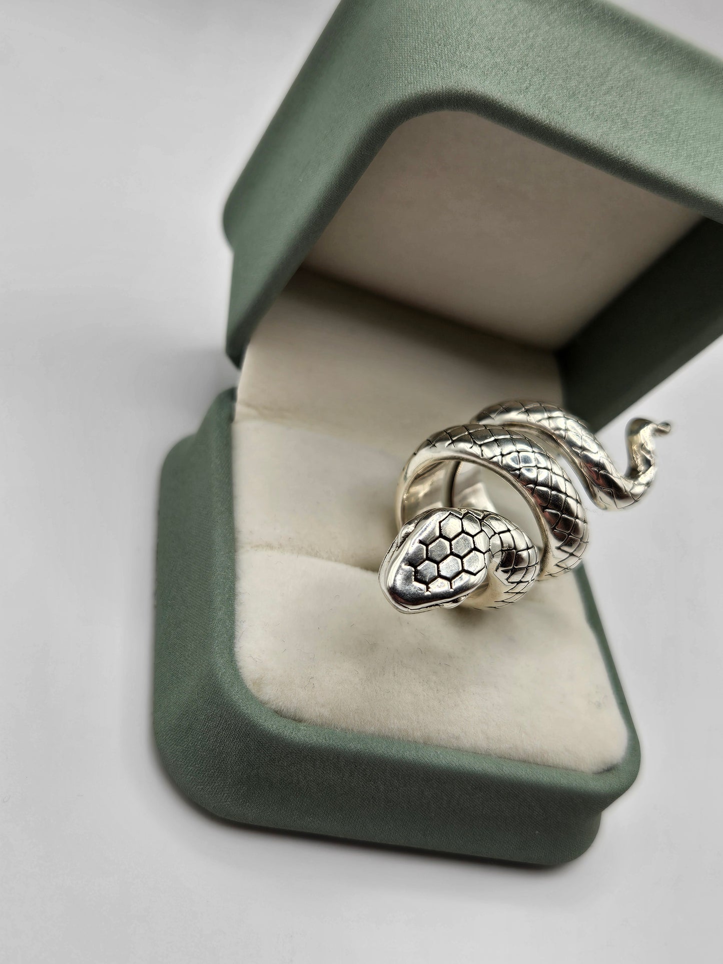 Silver snake ring