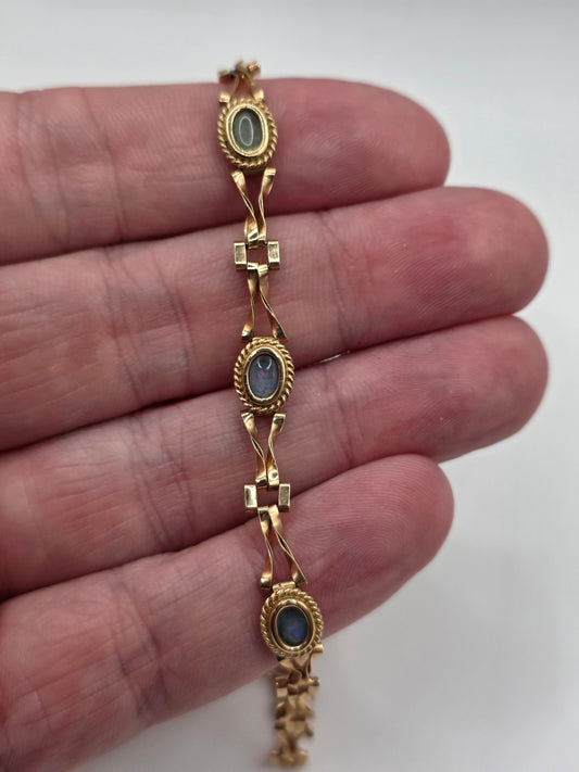 9ct gold opal triplet bracelet