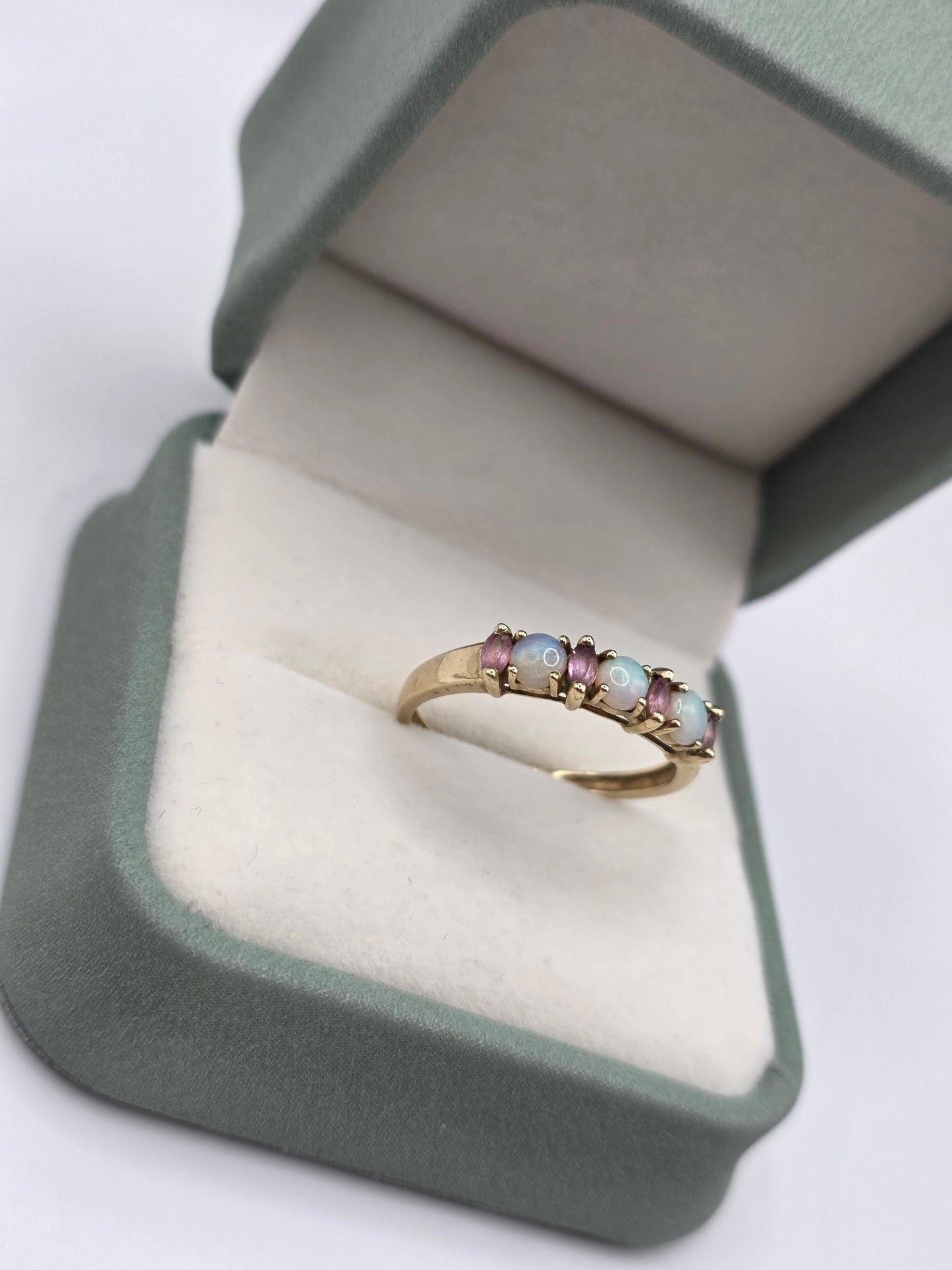 9ct gold opal and tourmaline ring
