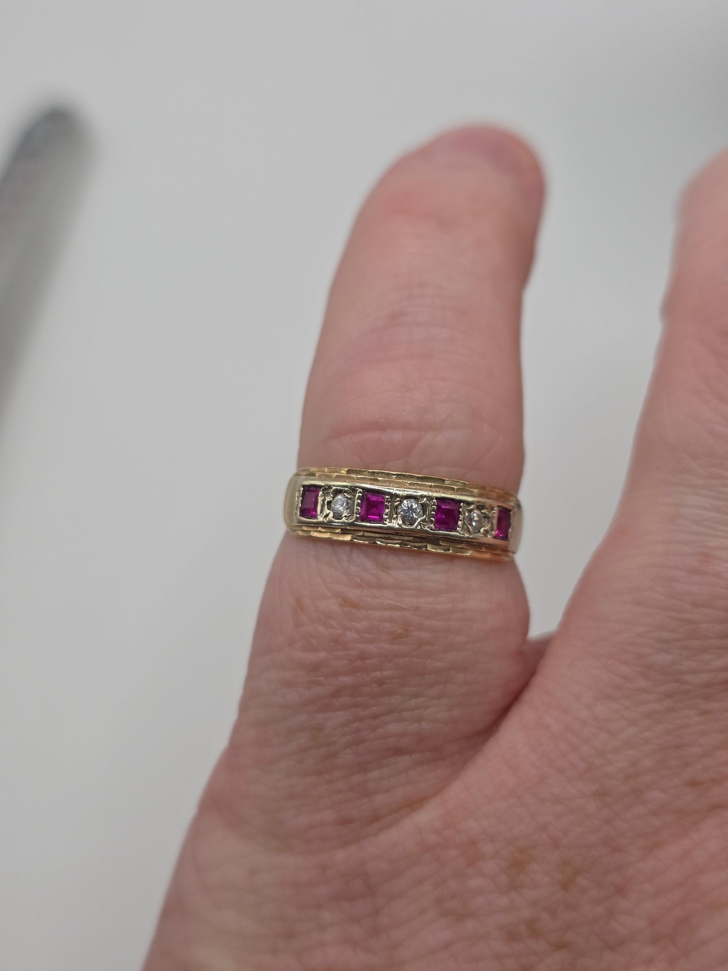 9ct gold synthetic ruby and diamond ring