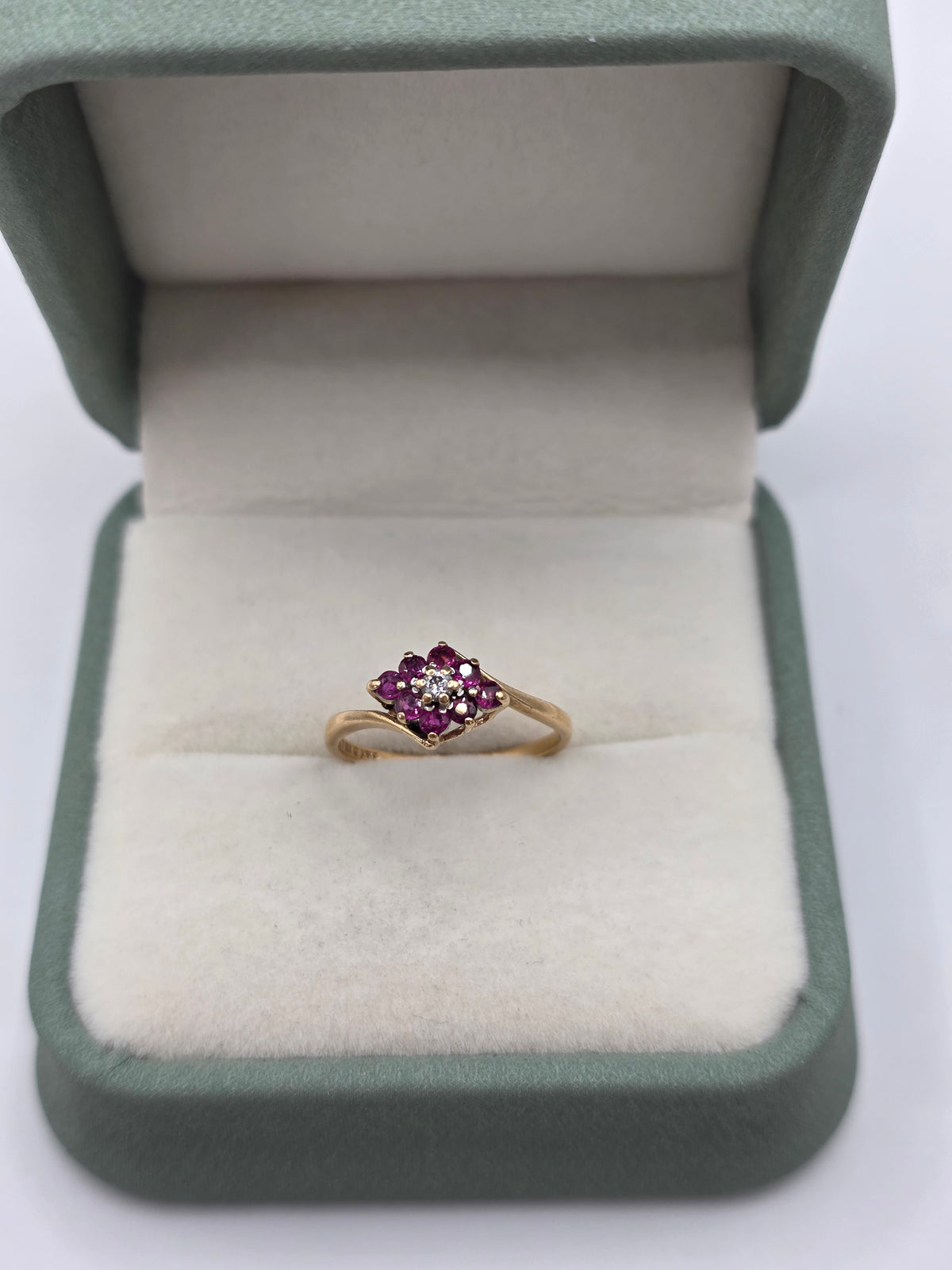 9ct gold ruby and diamond ring