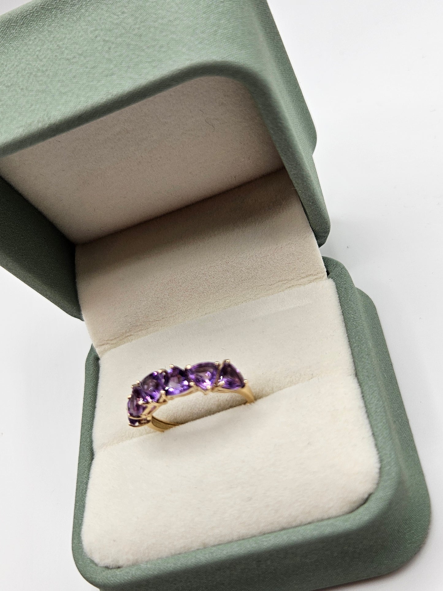 9ct gold amethyst ring