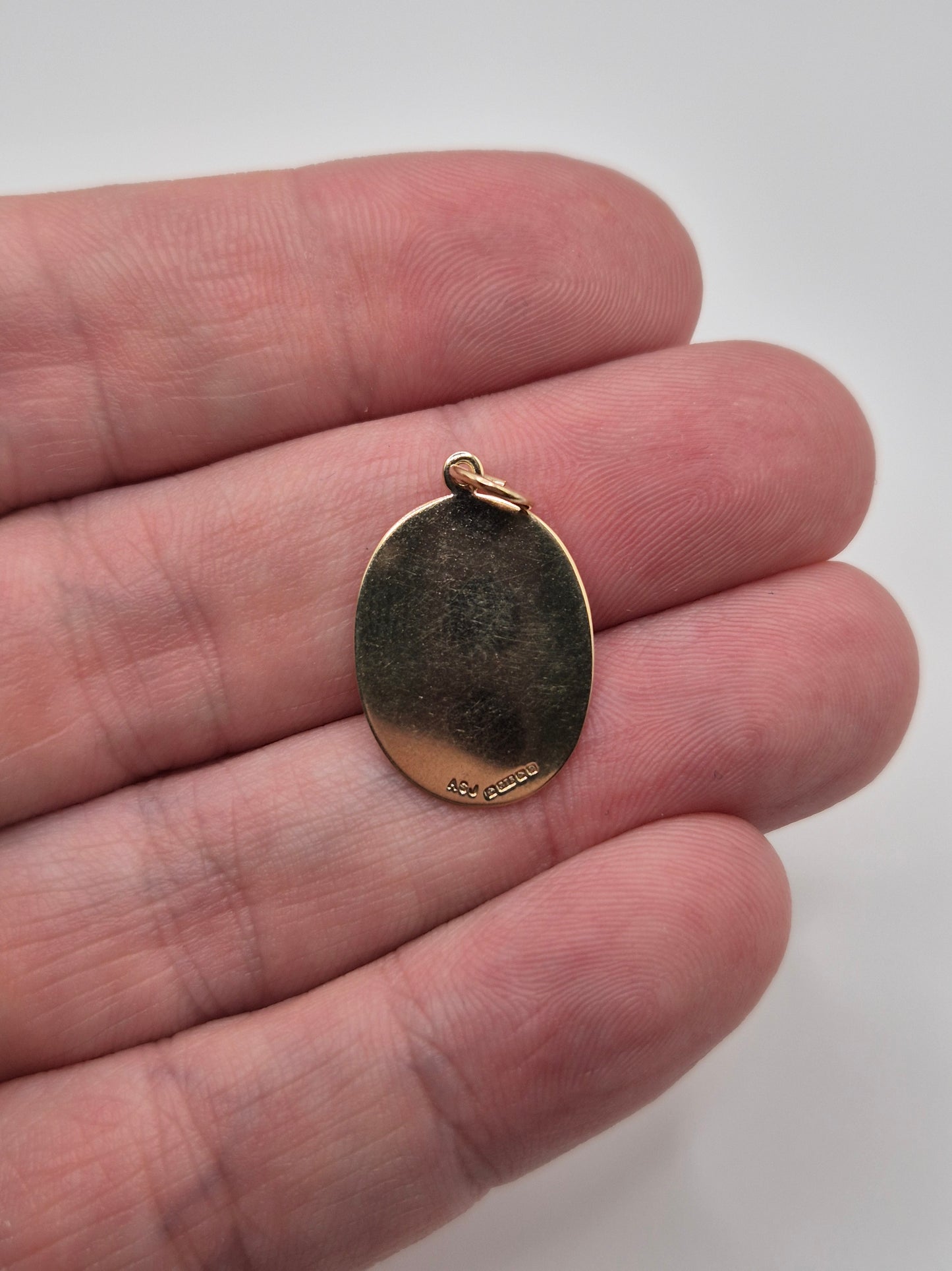 9ct gold masonic pendant