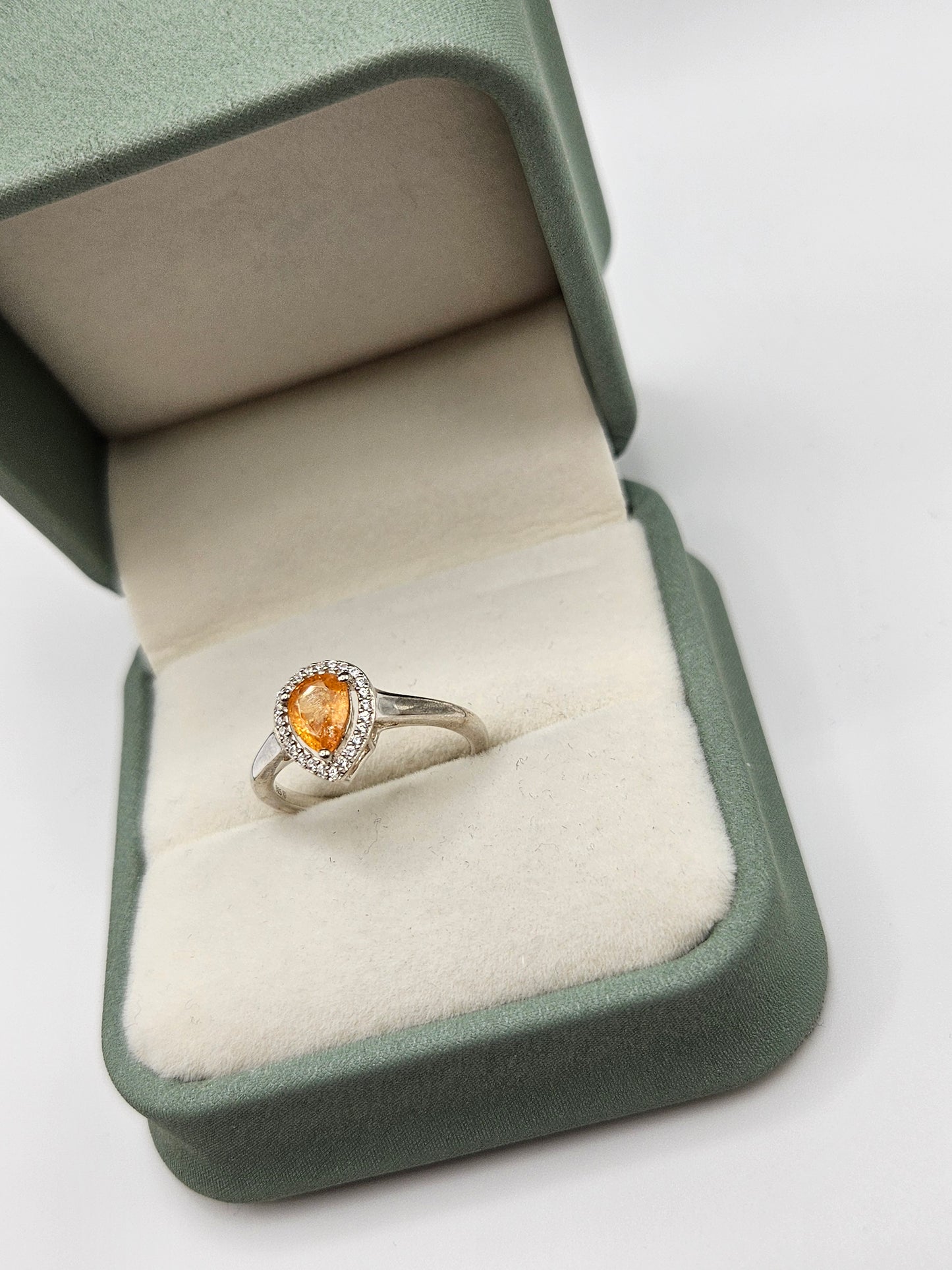 Silver citrine ring