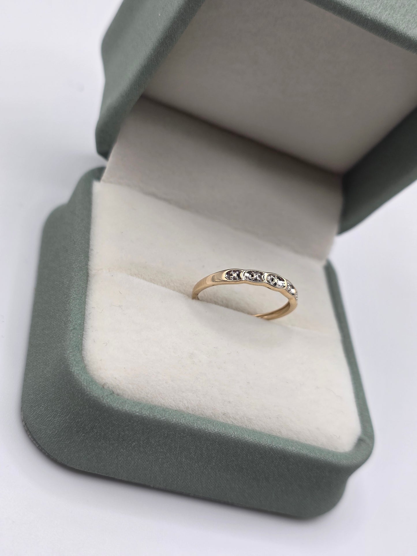 9ct two tone gold ring