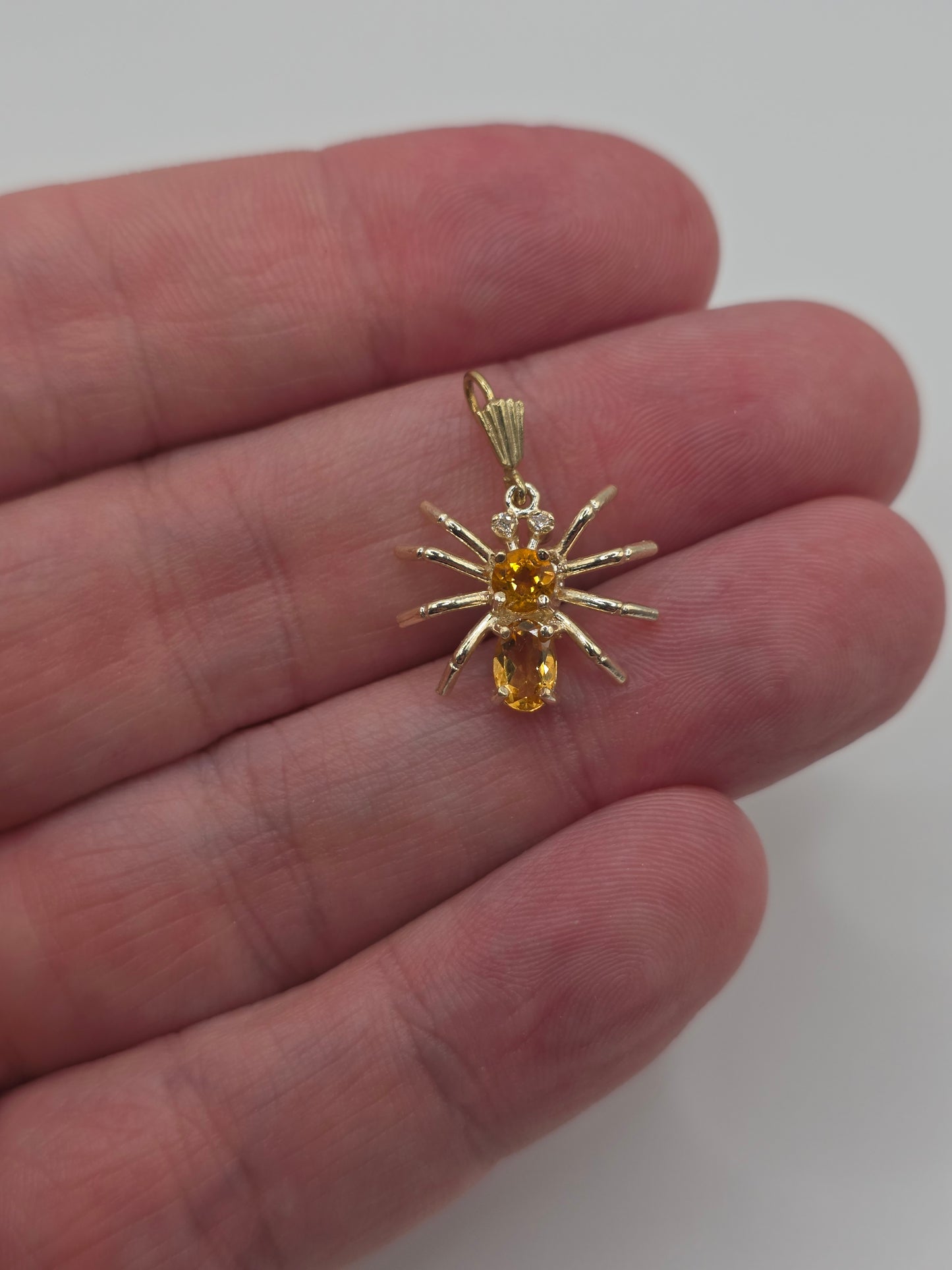 9ct gold citrine a diamond spider pendant