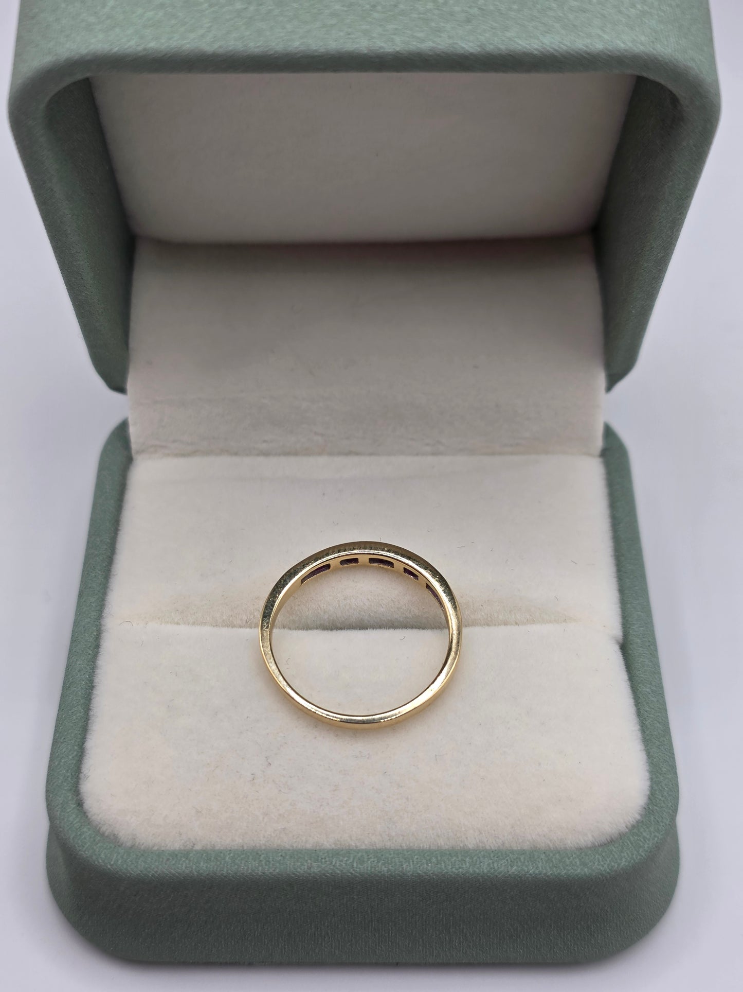 9ct gold ruby and diamond ring