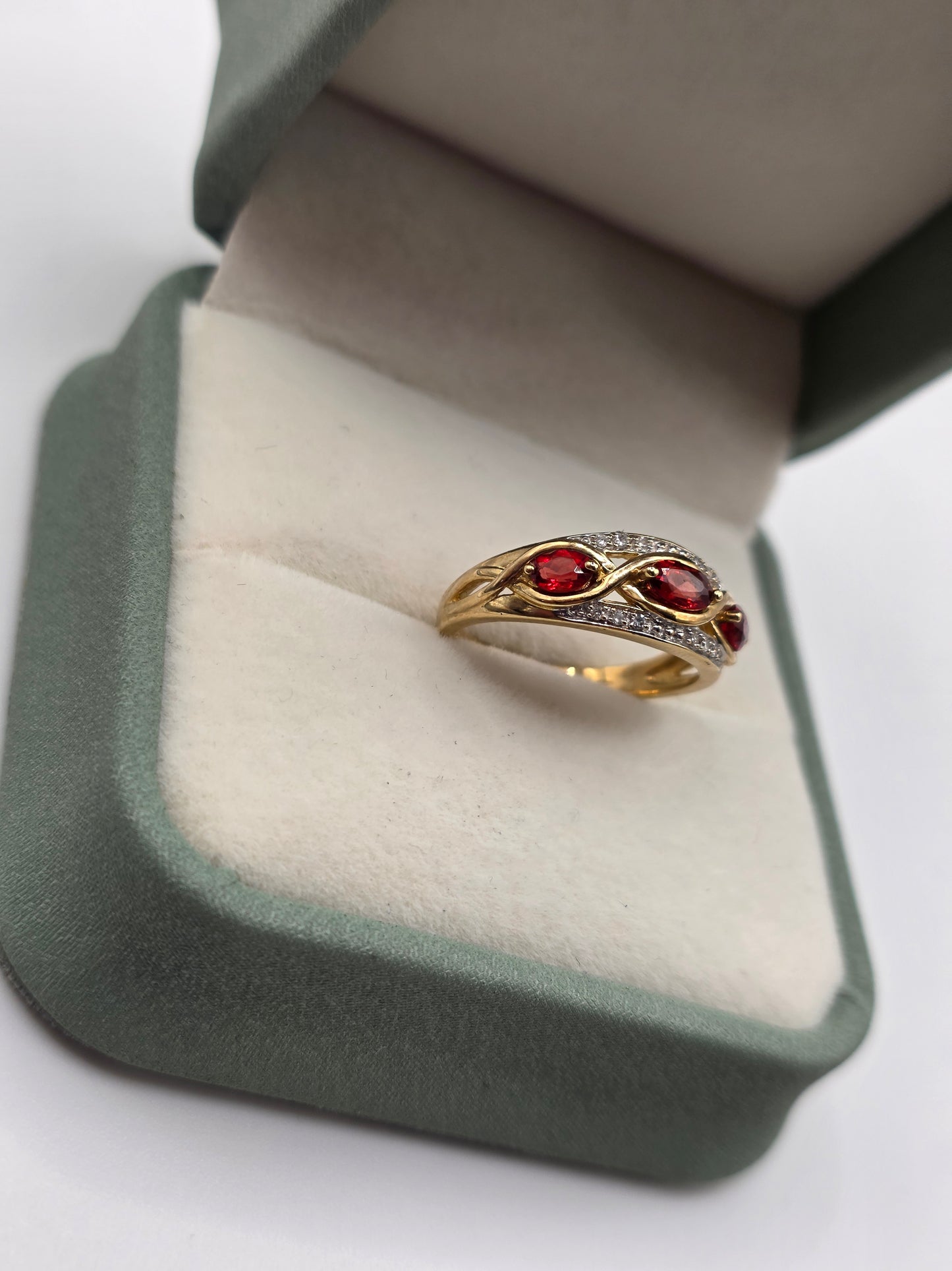 9ct gold andesine and diamond ring