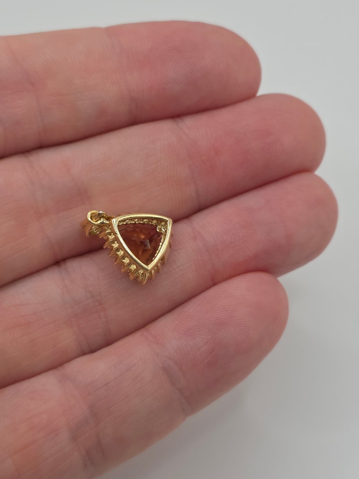 9ct gold citrine and moissanite pendant