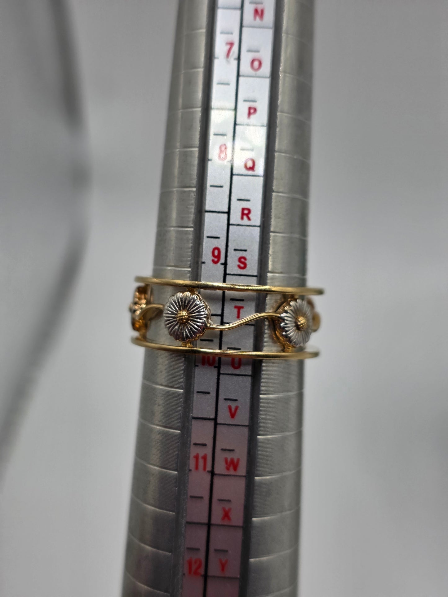 Welsh Clogau 9ct Yellow & White Gold Daisy Ring