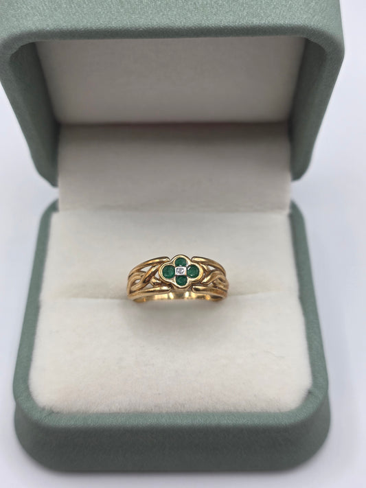 9ct gold emerald and diamond ring