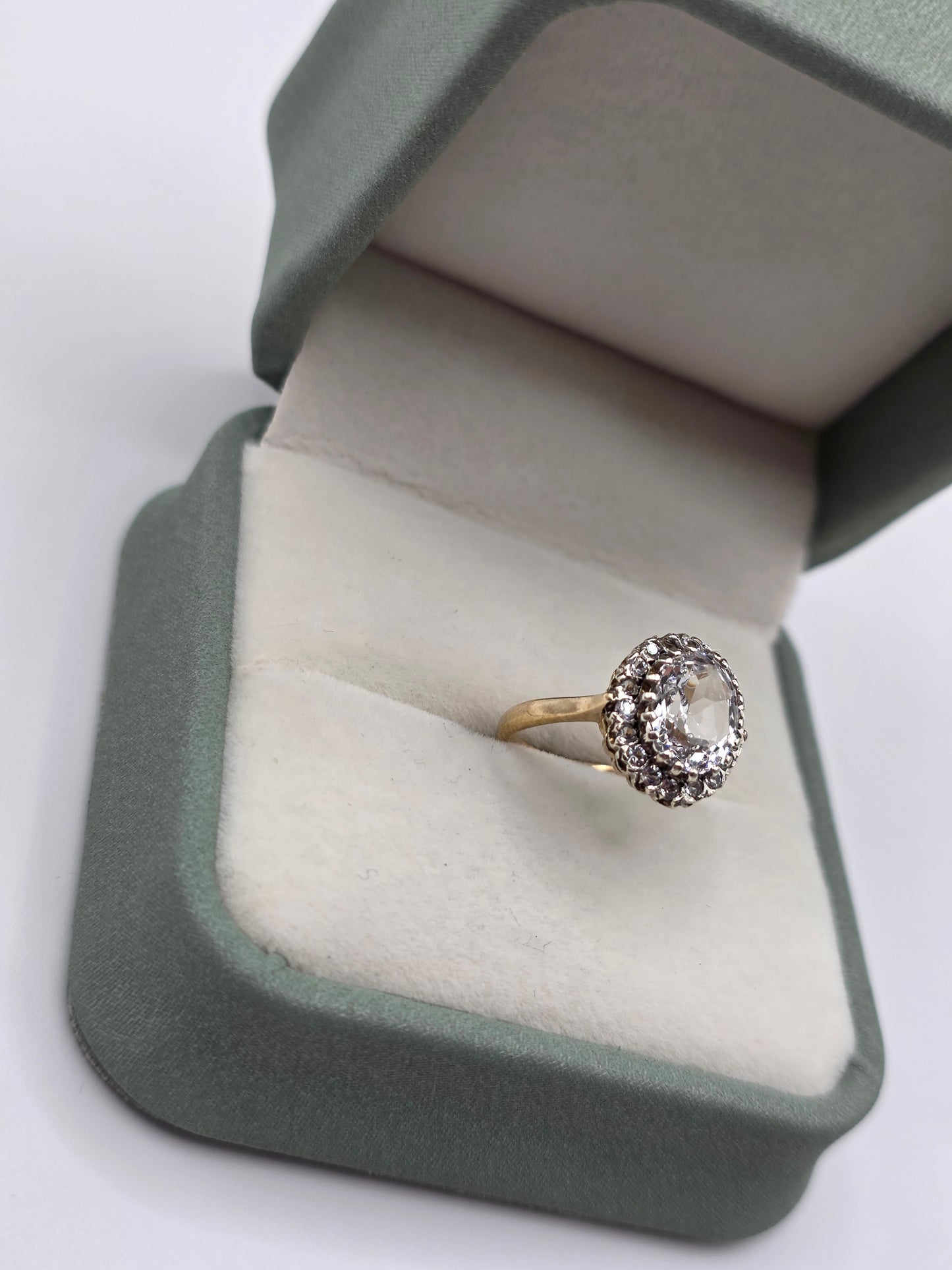 9ct gold morganite and zircon ring