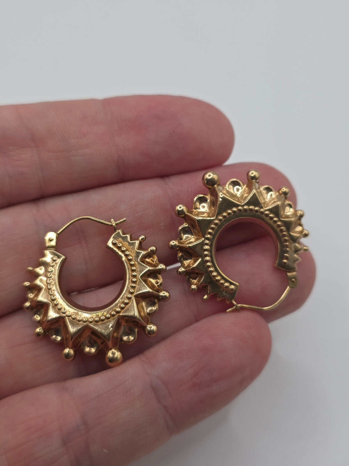9ct gold spike creole earrings