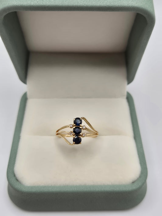 9ct gold sapphire and diamond ring