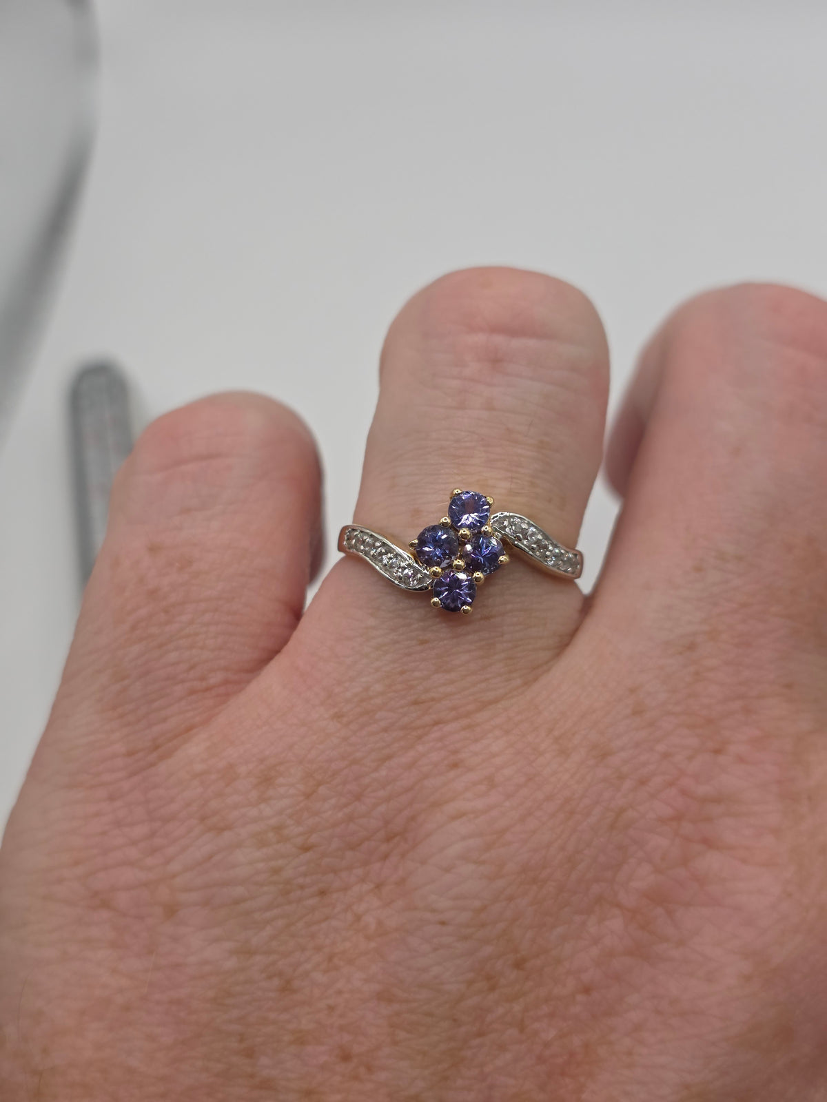 9ct gold tanzanite and white topaz ring