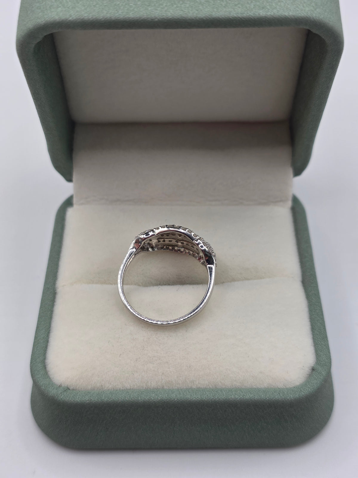 9ct white gold diamond ring