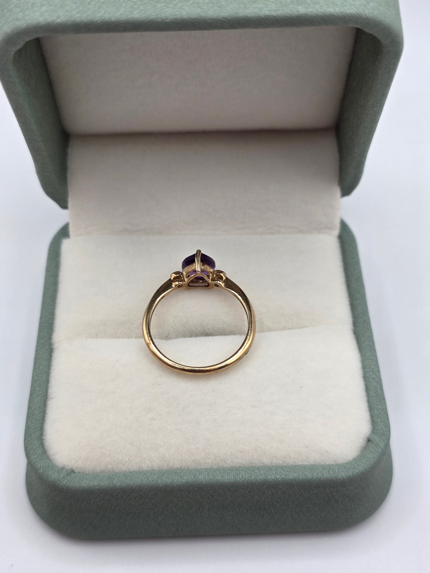 9ct gold amethyst heart and diamond ring