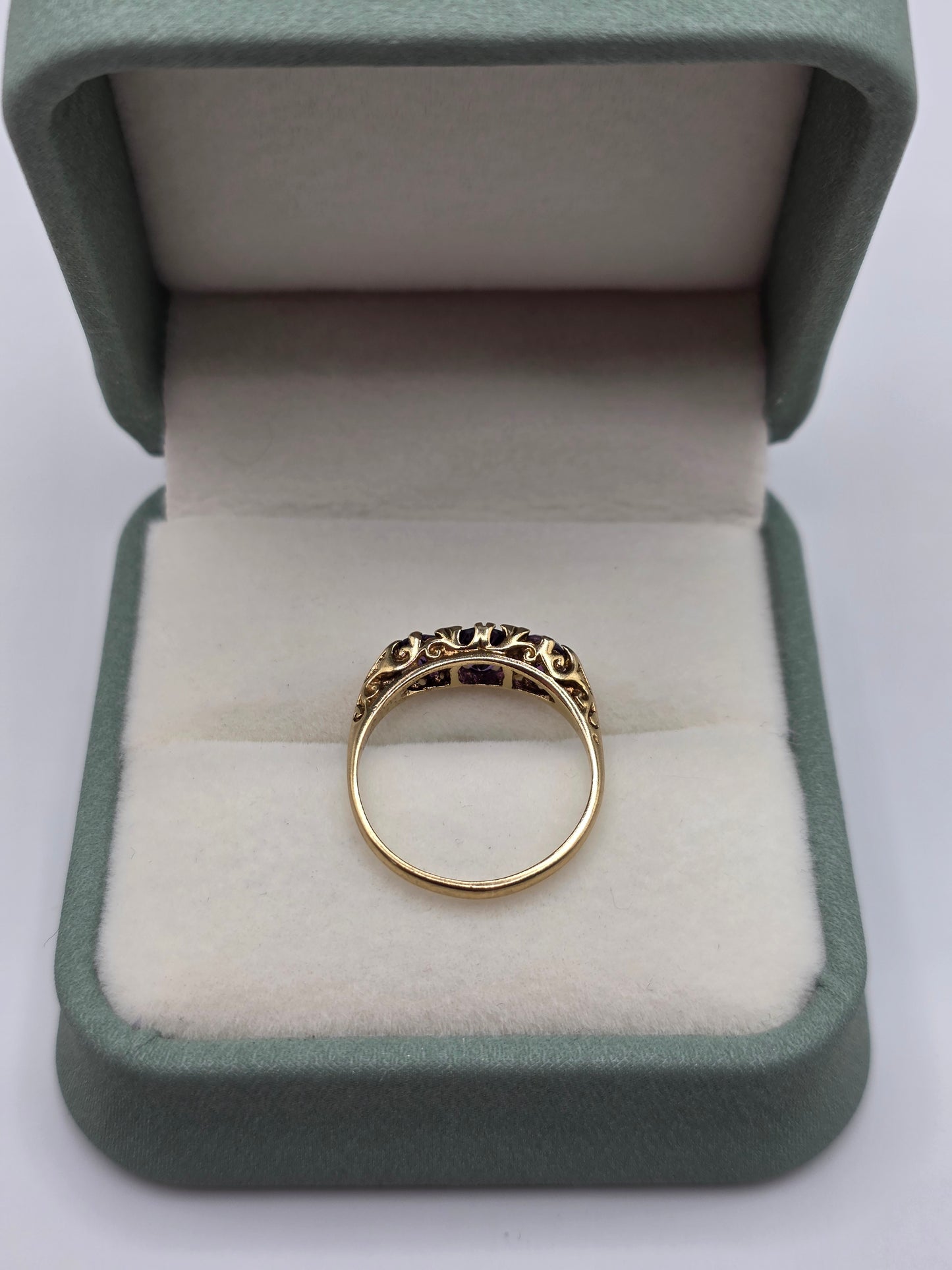 9ct gold amethyst ring