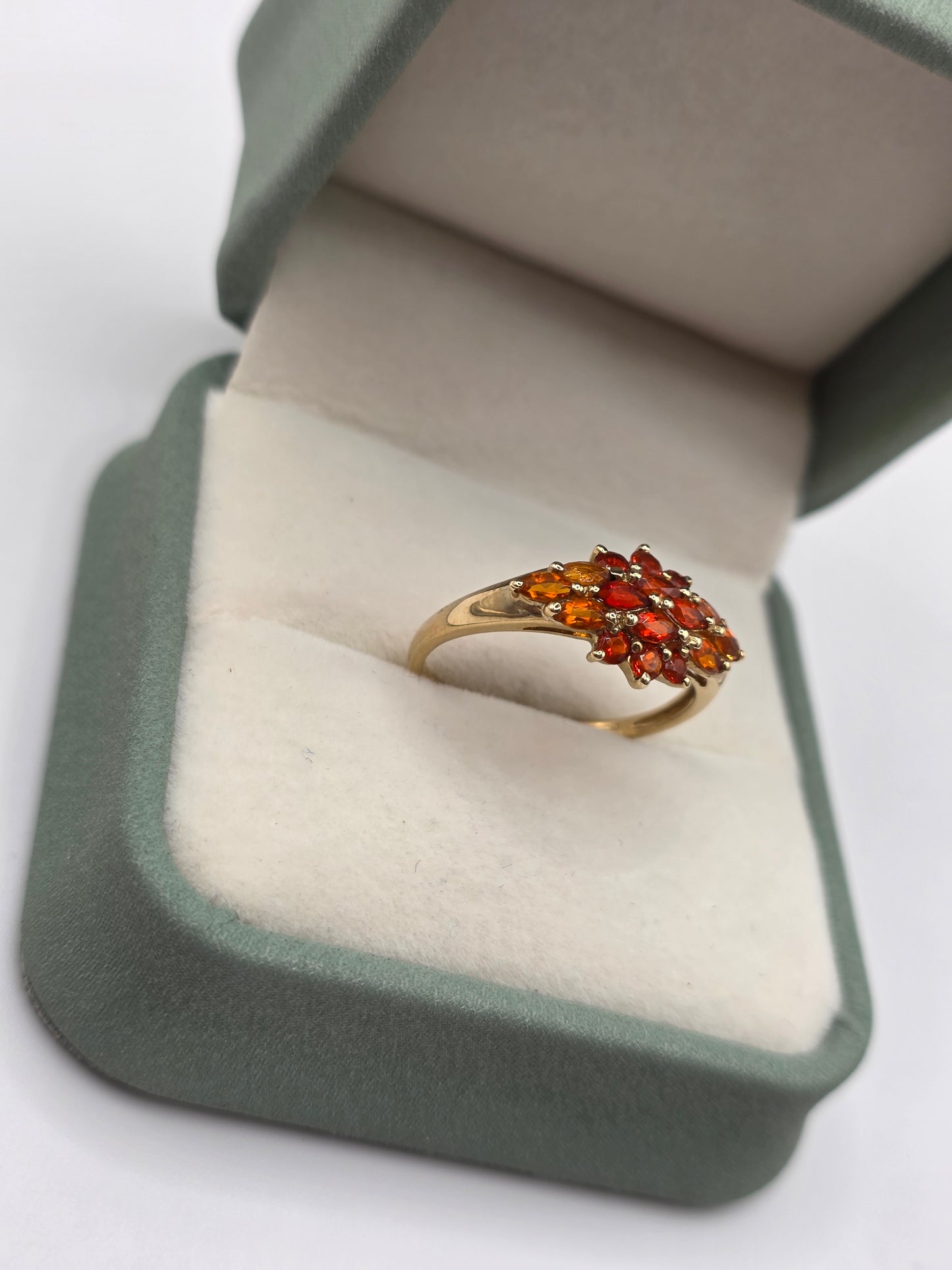 9ct gold citrine ring