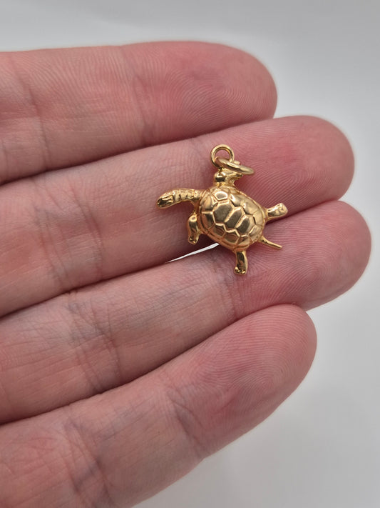 9ct gold turtle charm