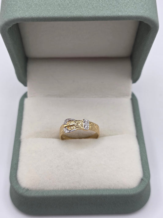 9ct gold cz buckle ring