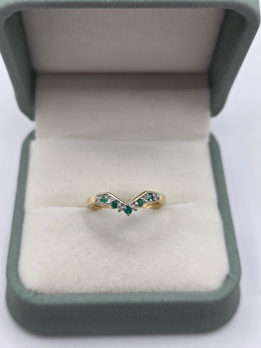 9ct gold emerald and diamond wishbone ring