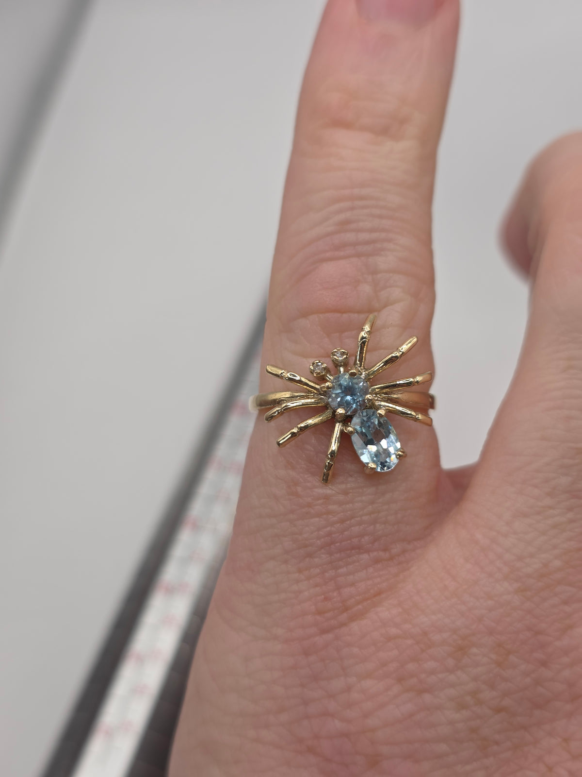 9ct gold topaz and diamond spider ring