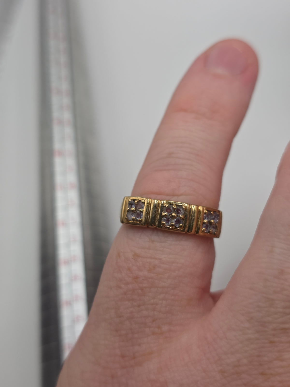 9ct gold iolite ring