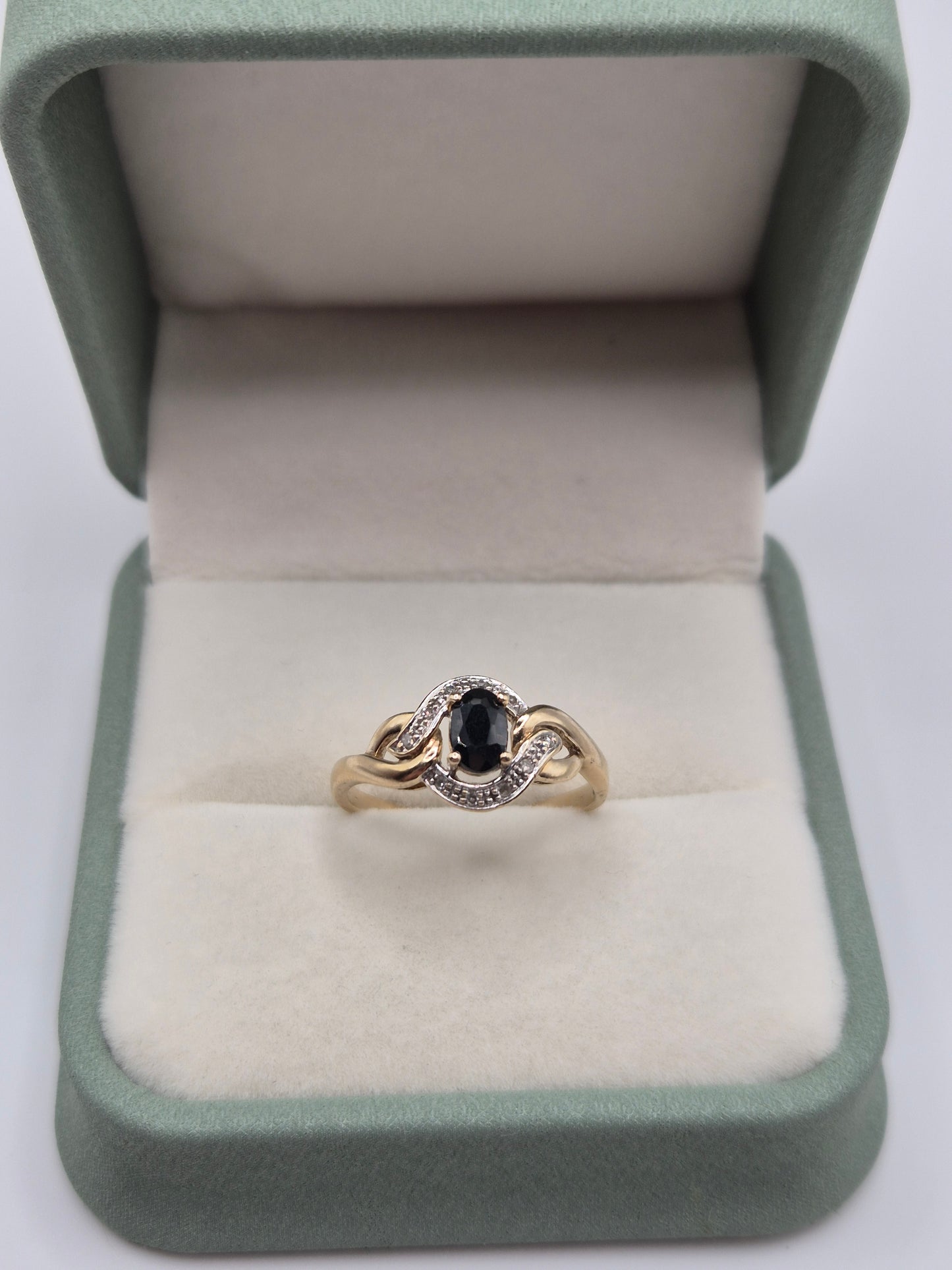 9ct gold sapphire and diamond ring