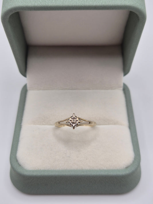 9ct gold diamond ring