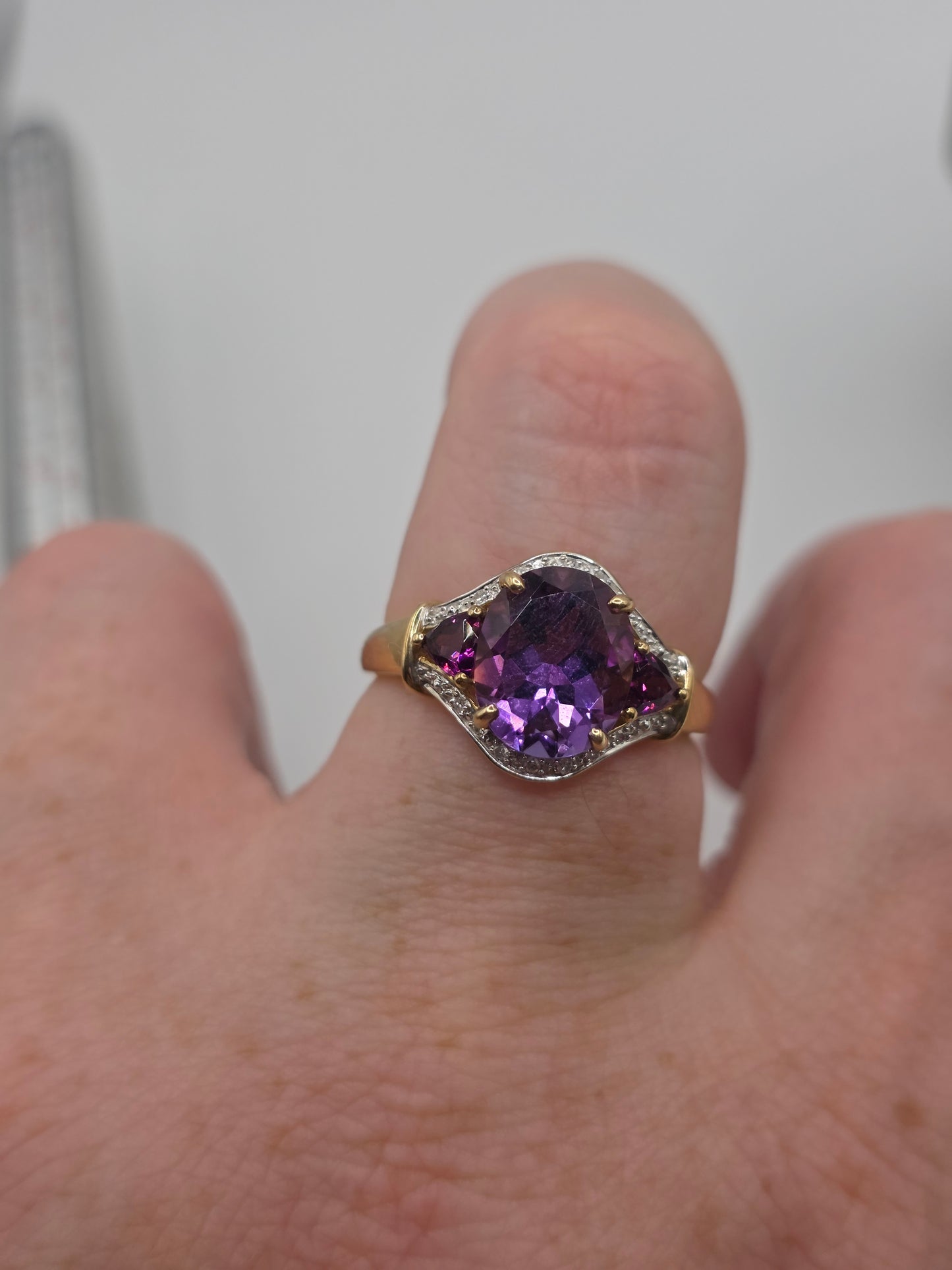 9ct gold amethyst, tourmaline and diamond ring