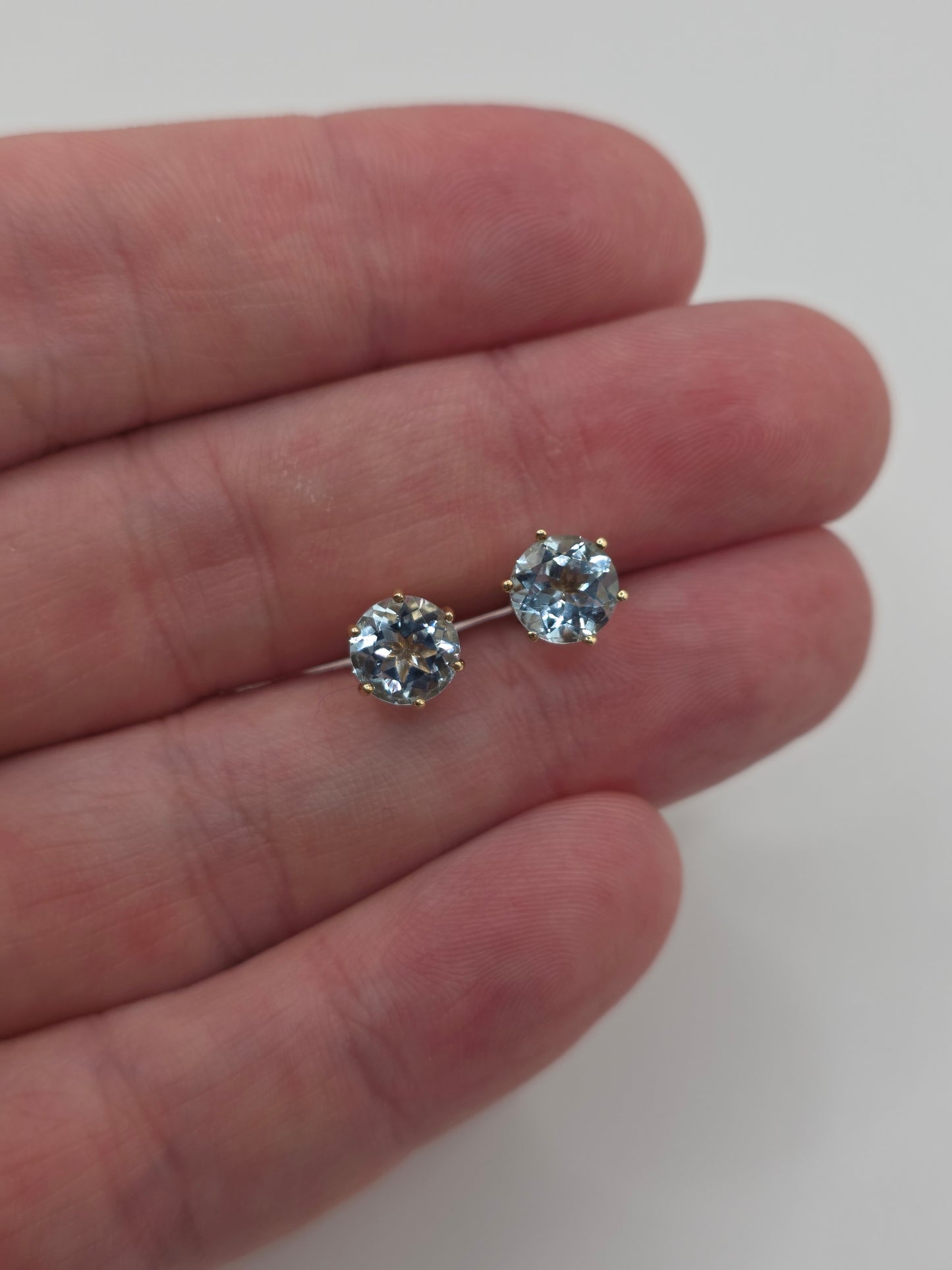 9ct gold topaz earrings