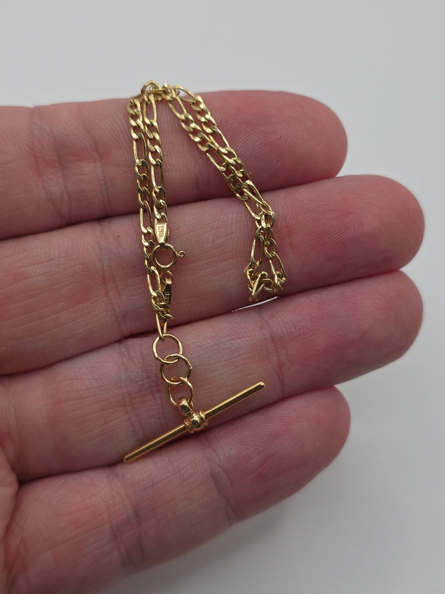 9ct gold T-Bar bracelet
