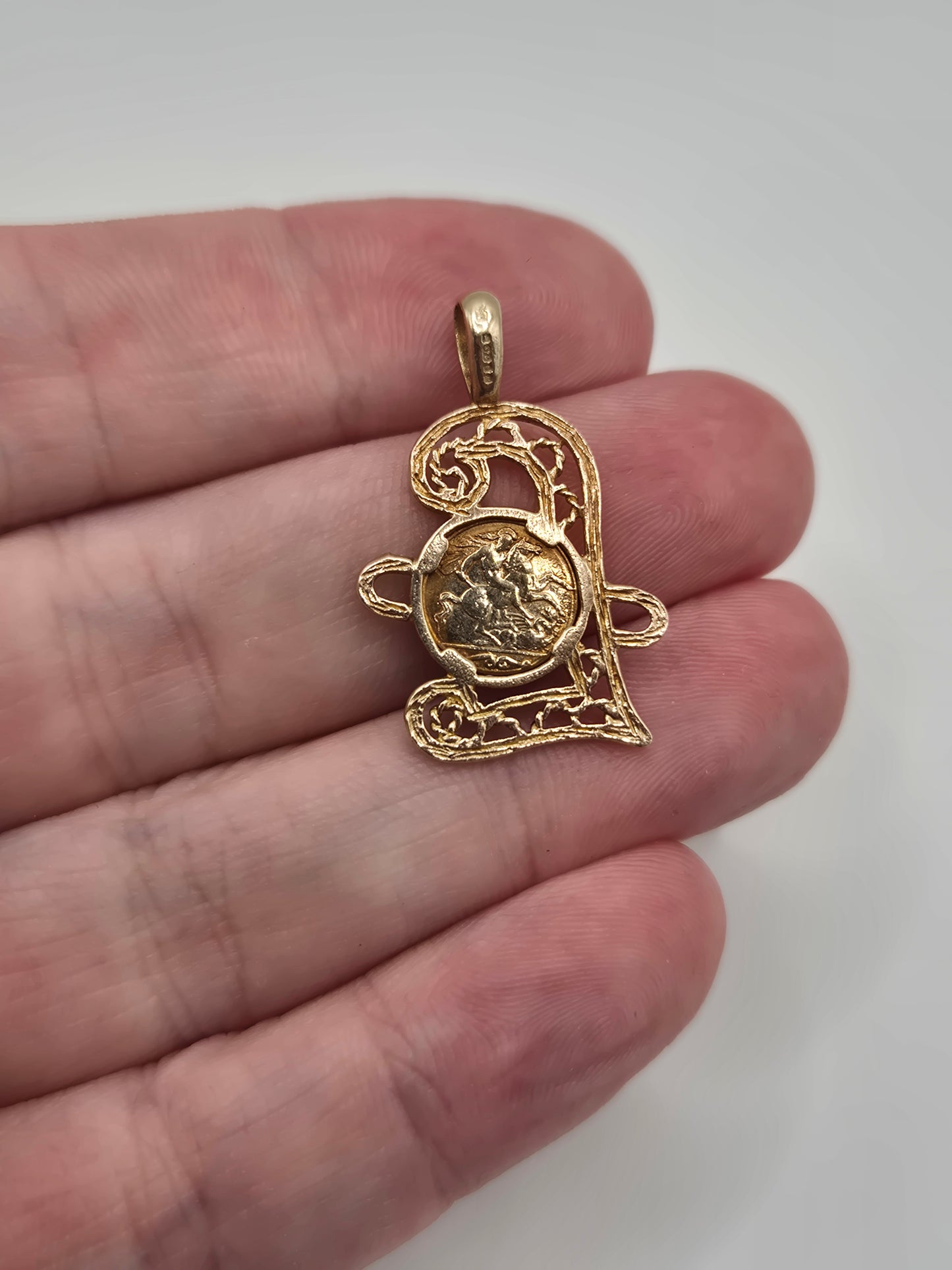 9ct gold coin pendant