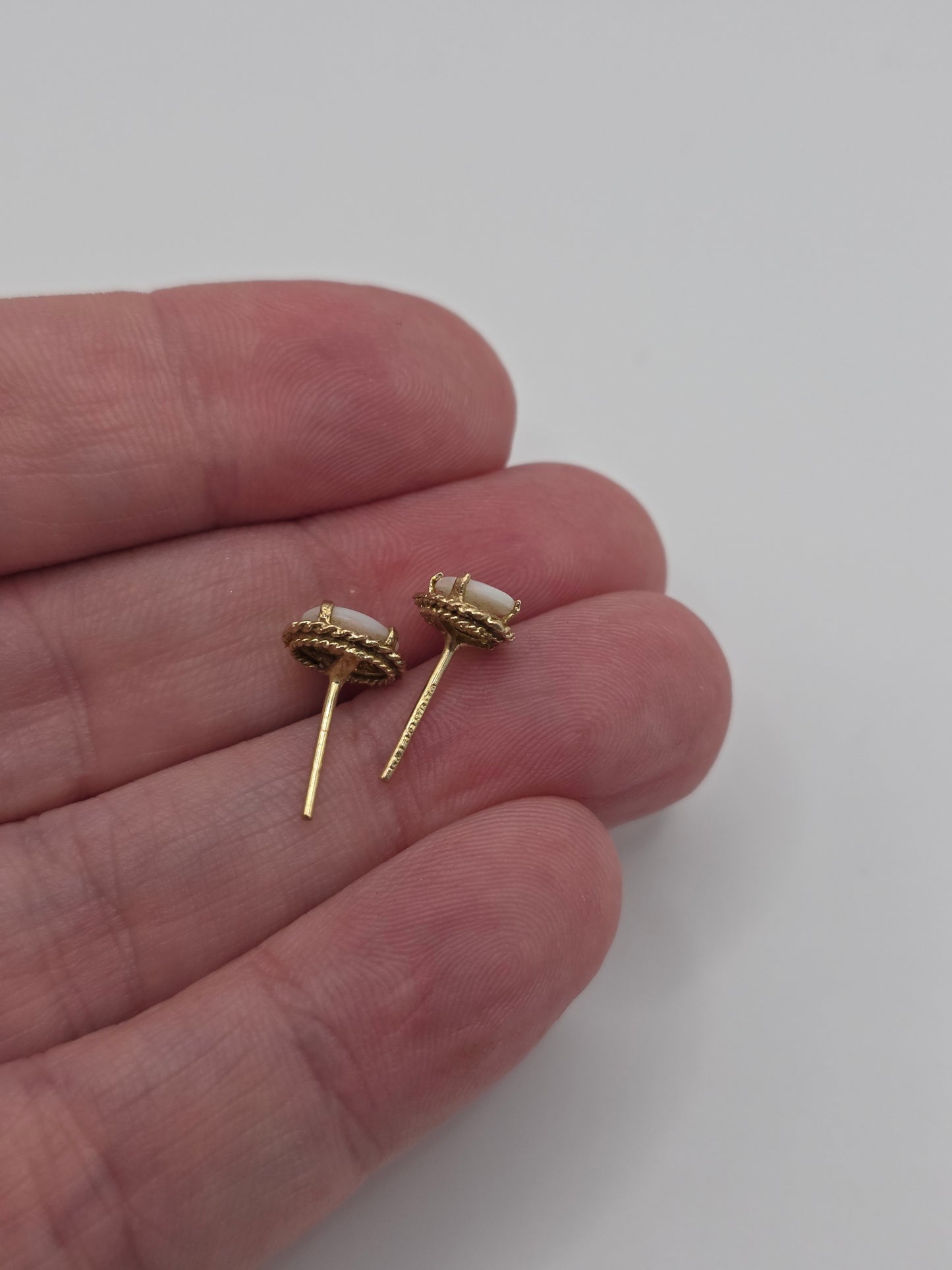 9ct gold opal earrings