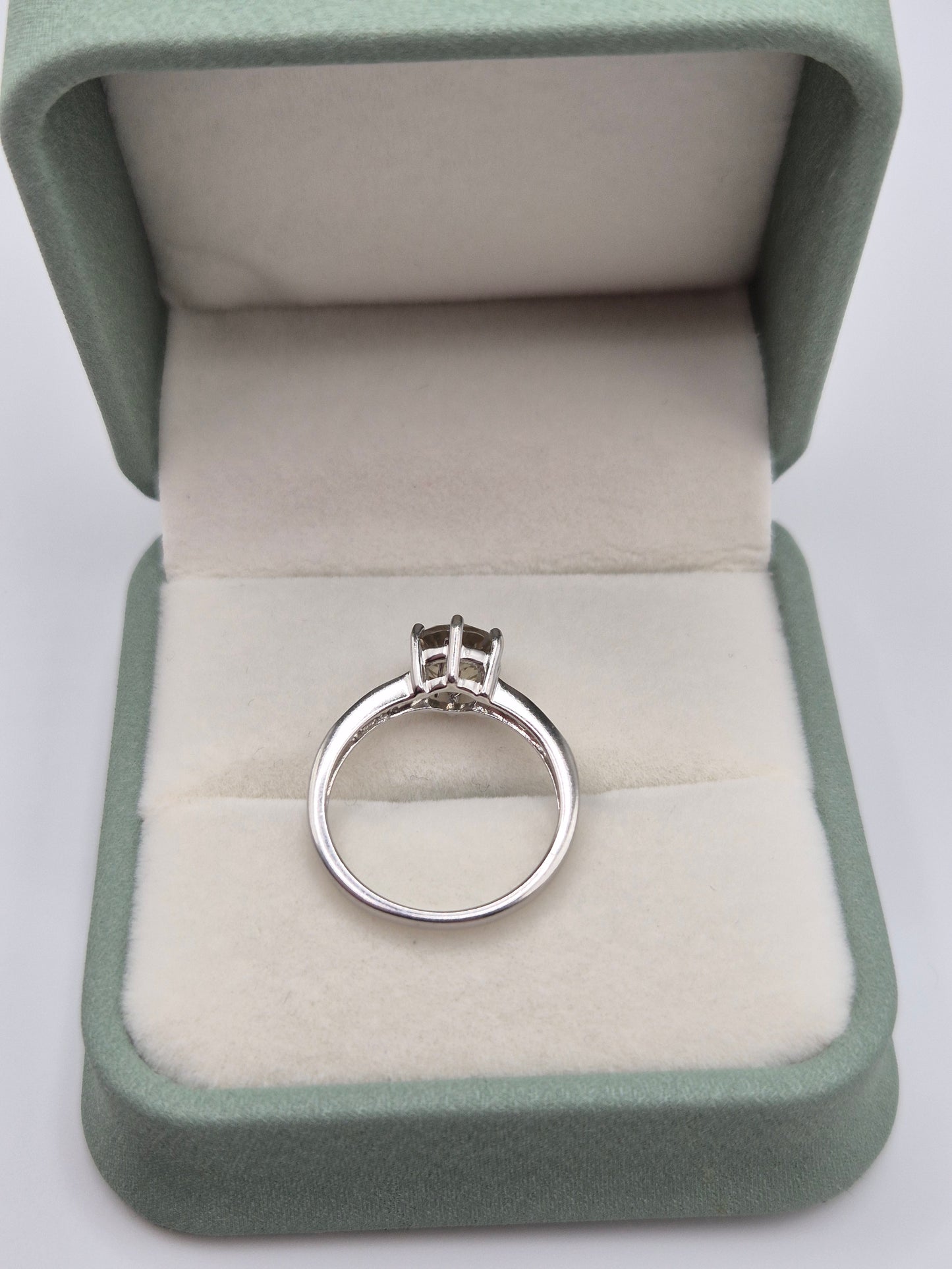 9ct white gold csarite and diamond ring