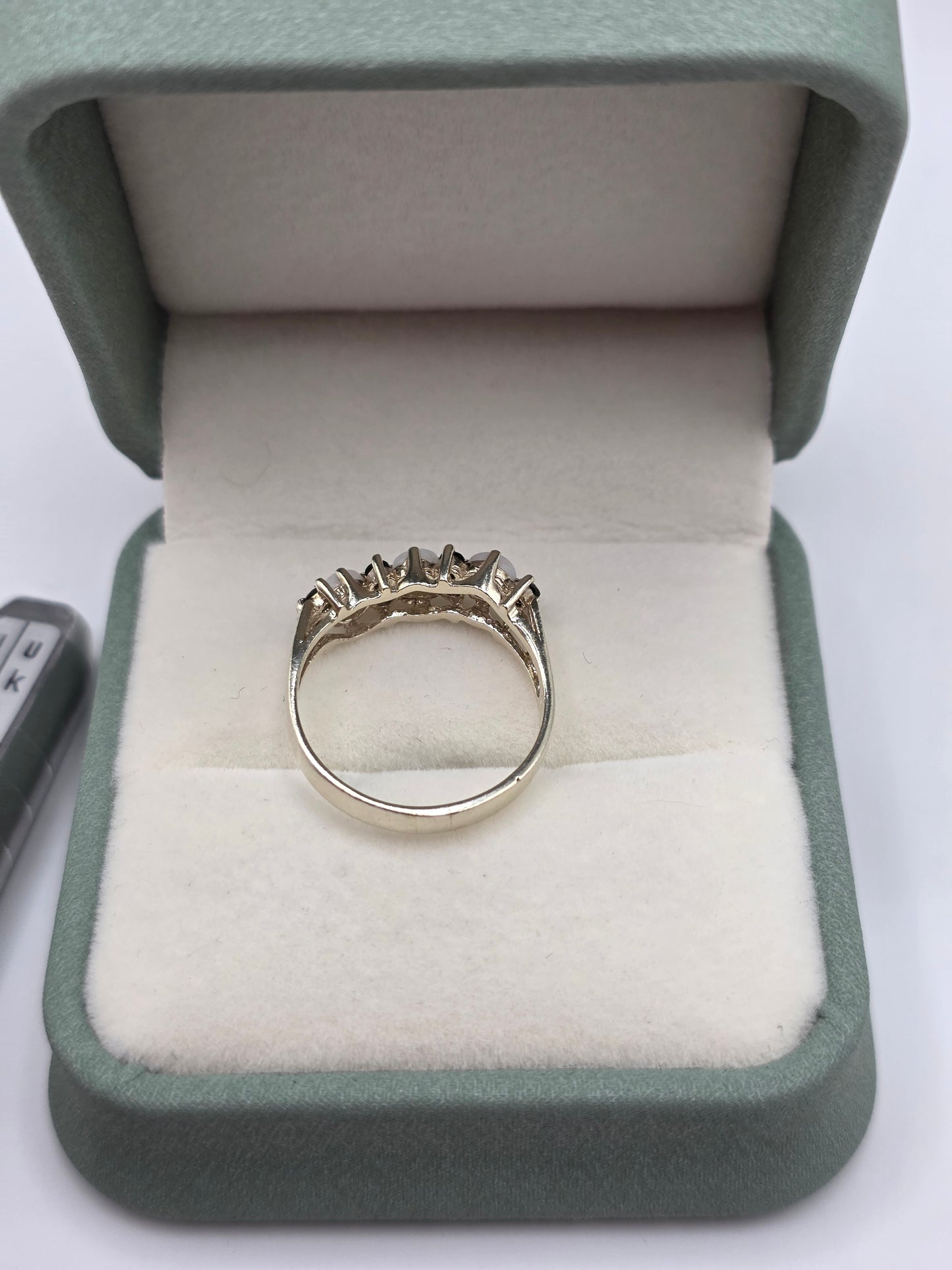9ct white gold opal and tourmaline ring