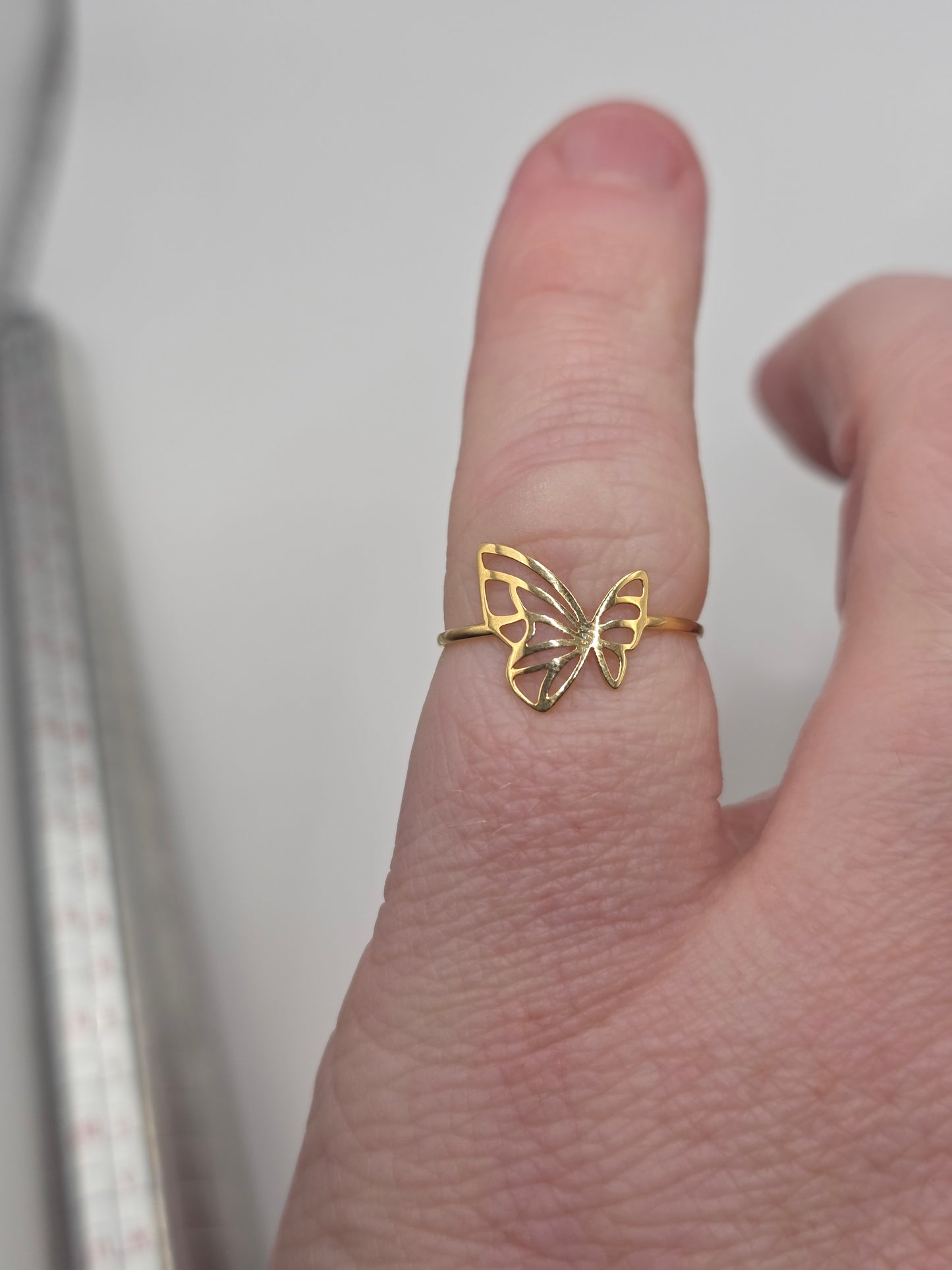 18ct gold butterfly ring