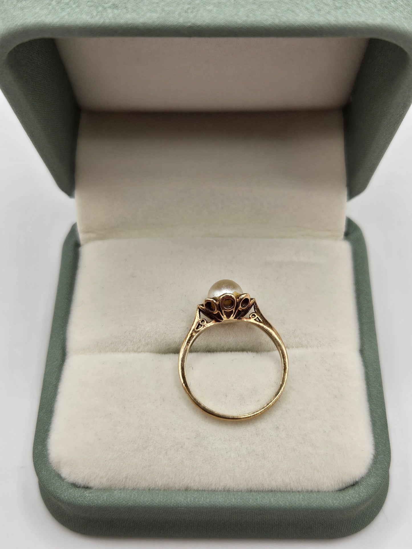 Vintage 9ct gold pearl ring