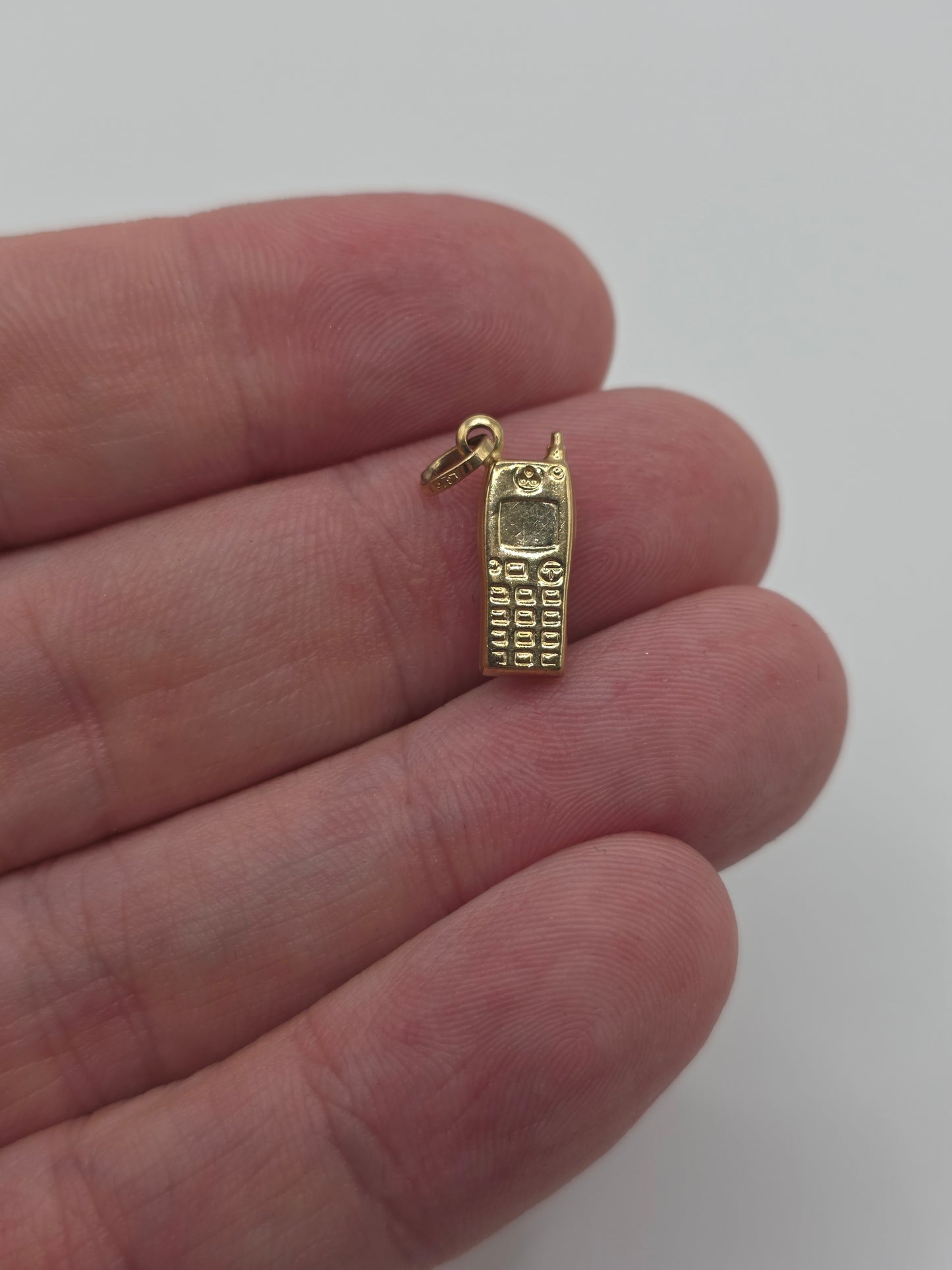 9ct gold phone charm