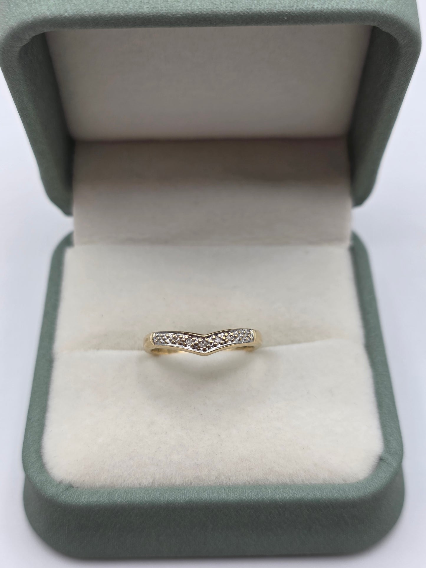9ct gold diamond wishbone ring