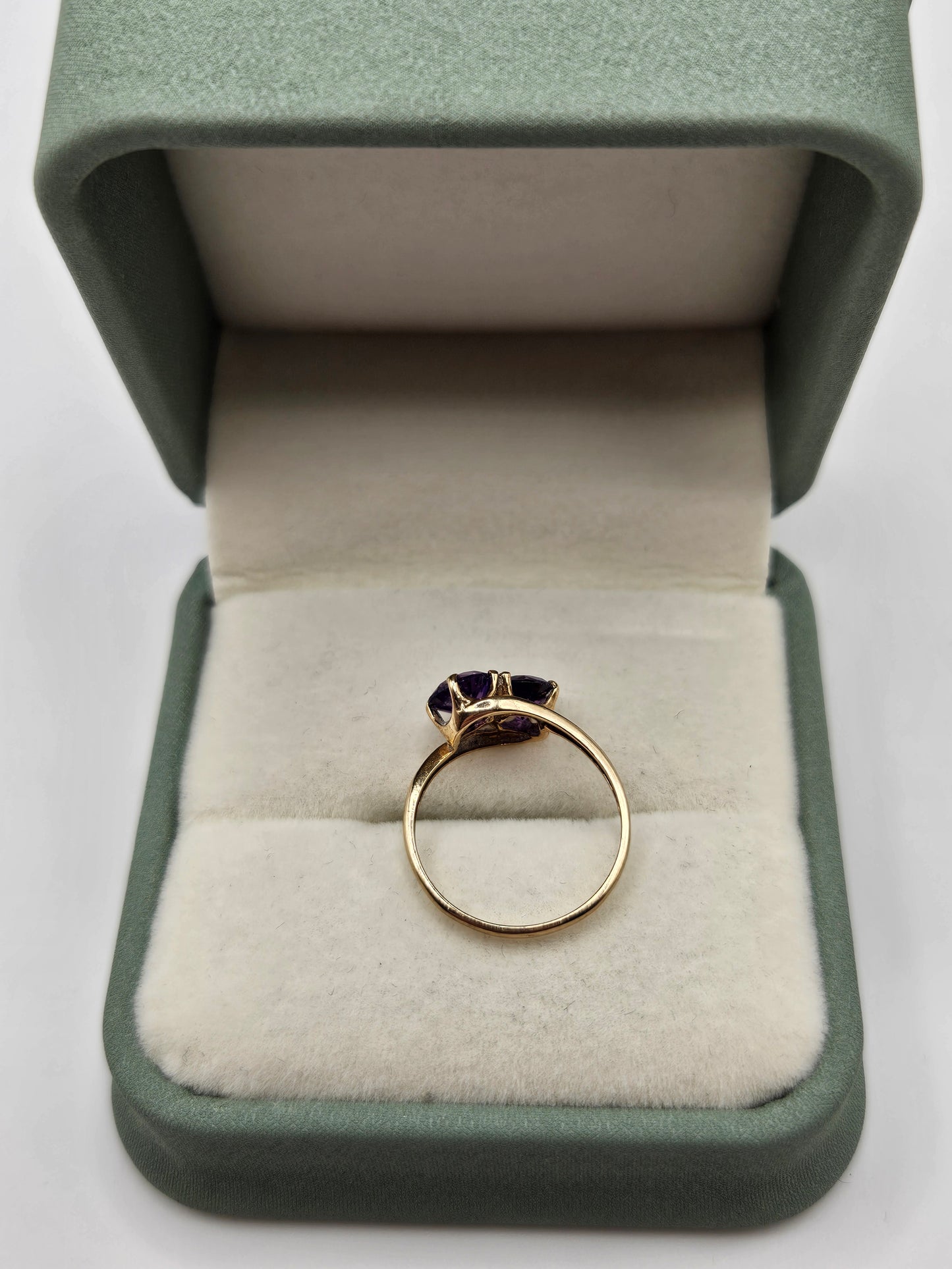 9ct gold amethyst ring