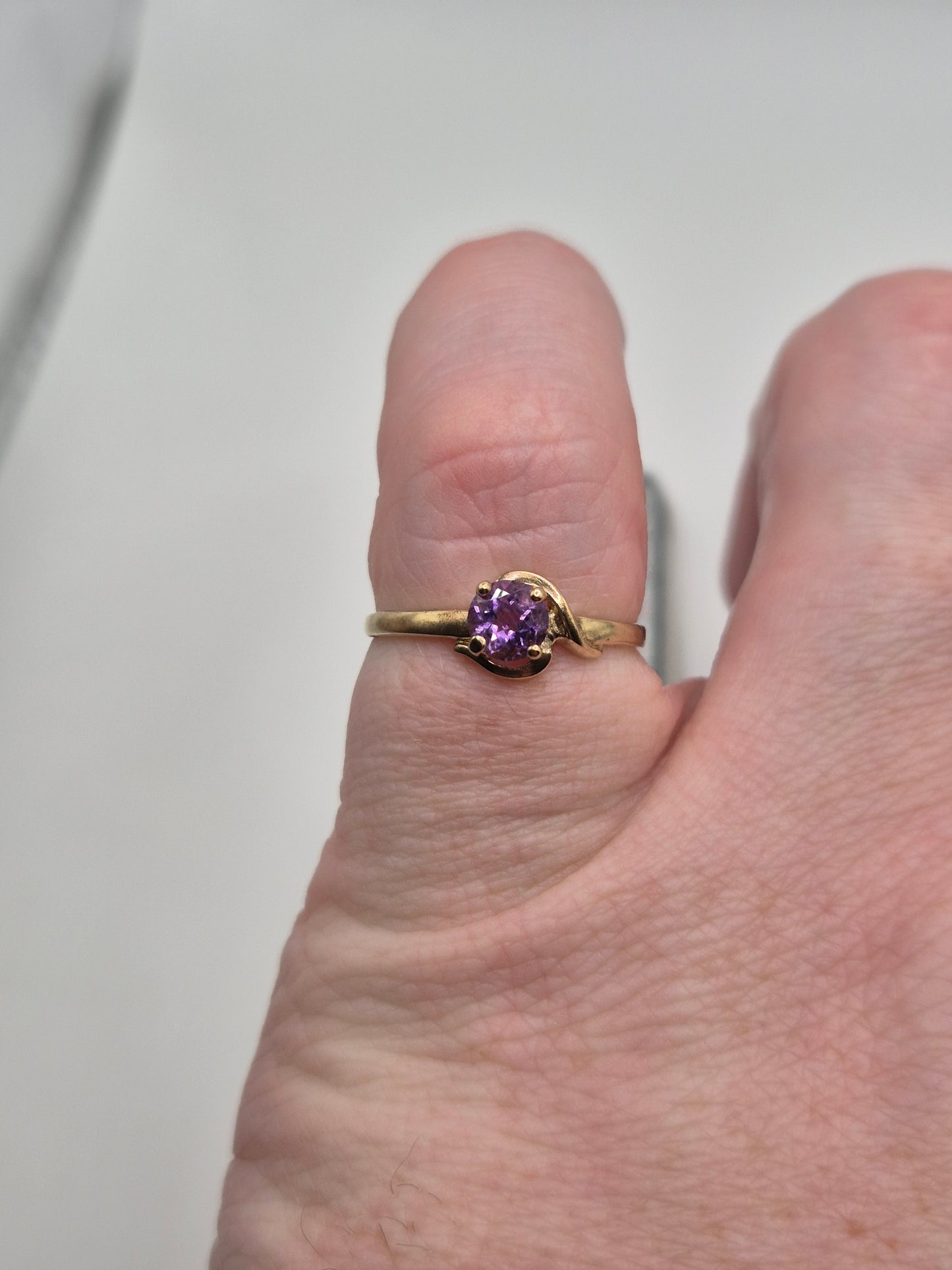 9ct gold amethyst ring